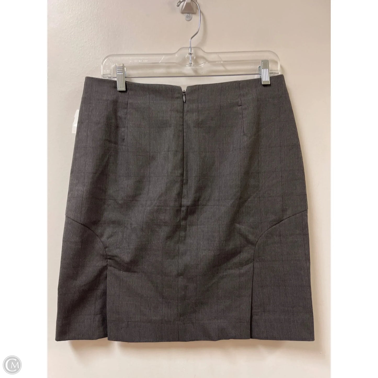 Skirt Mini & Short By Banana Republic In Grey, Size: 6