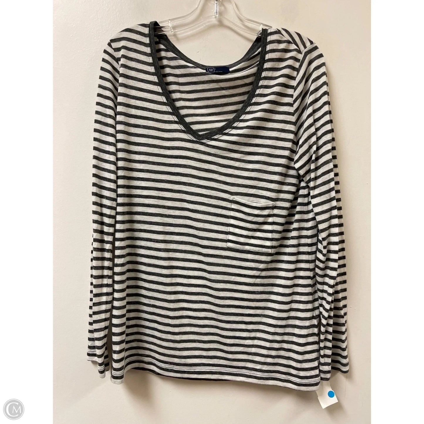 Top Long Sleeve By Gap In Grey & White, Size: L