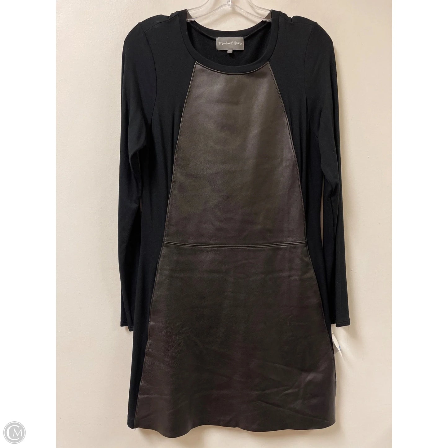 Dress Casual Short By Michael Stars In Black, Size: L