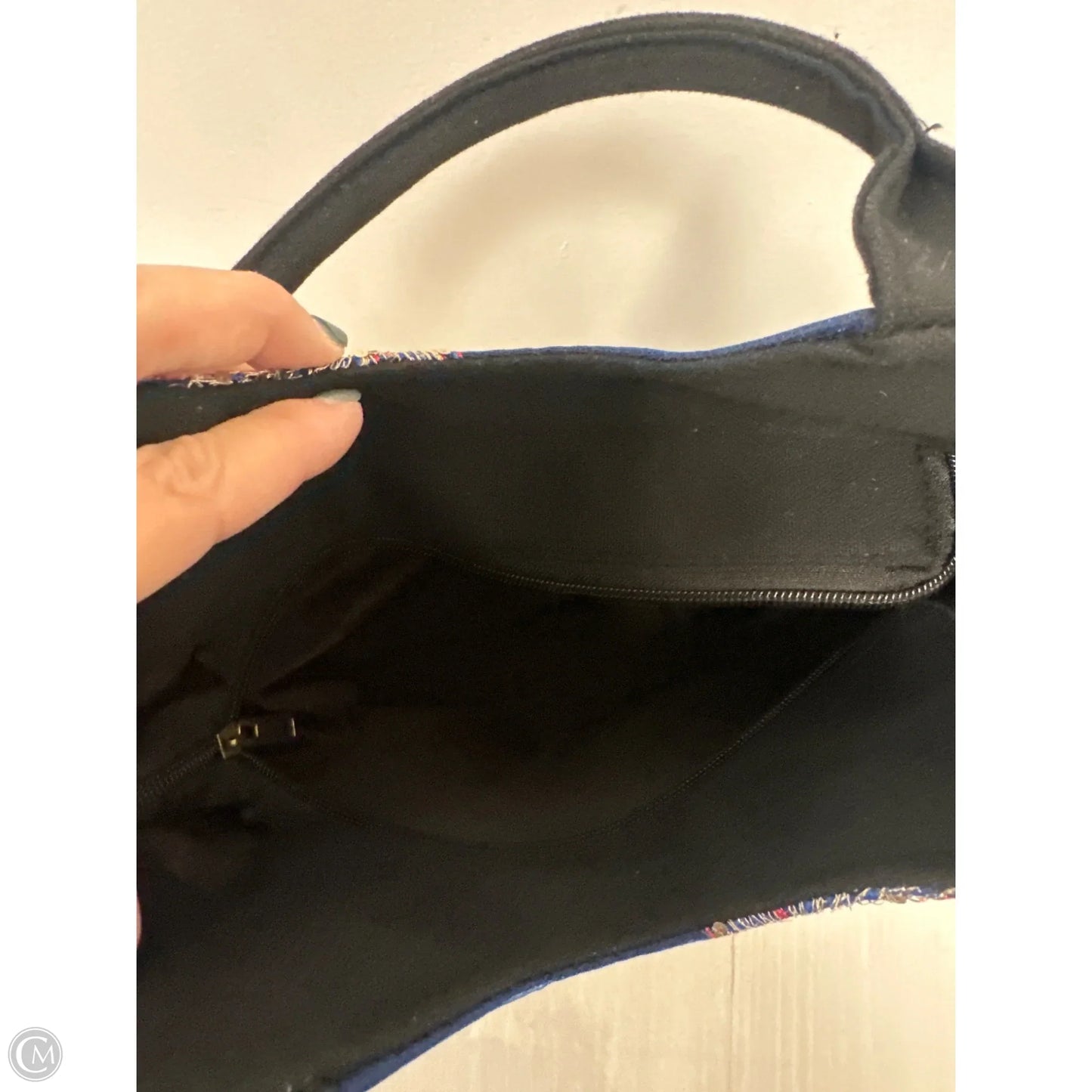Handbag By Clothes Mentor, Size: Medium