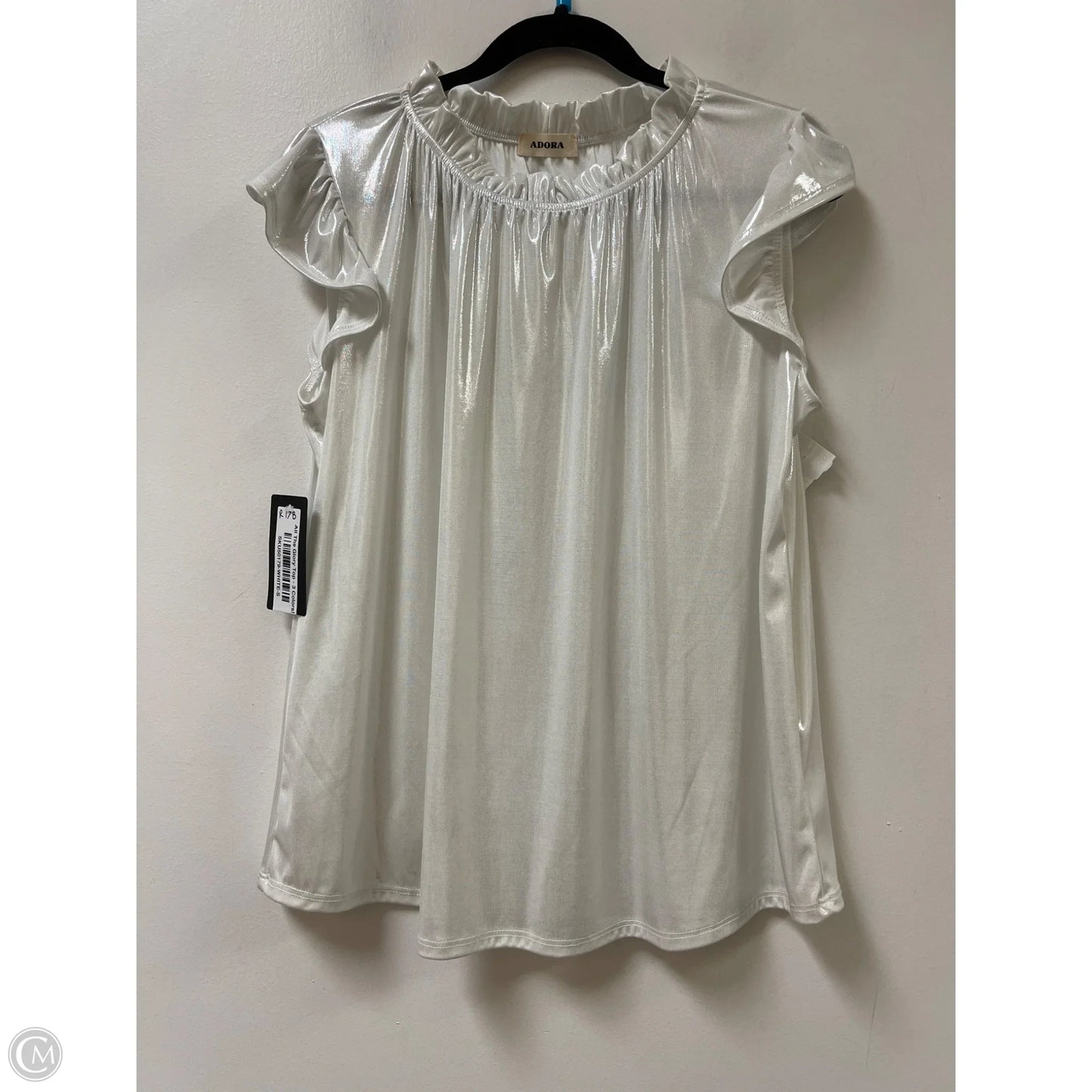 Top Short Sleeve By Adora In White, Size: S