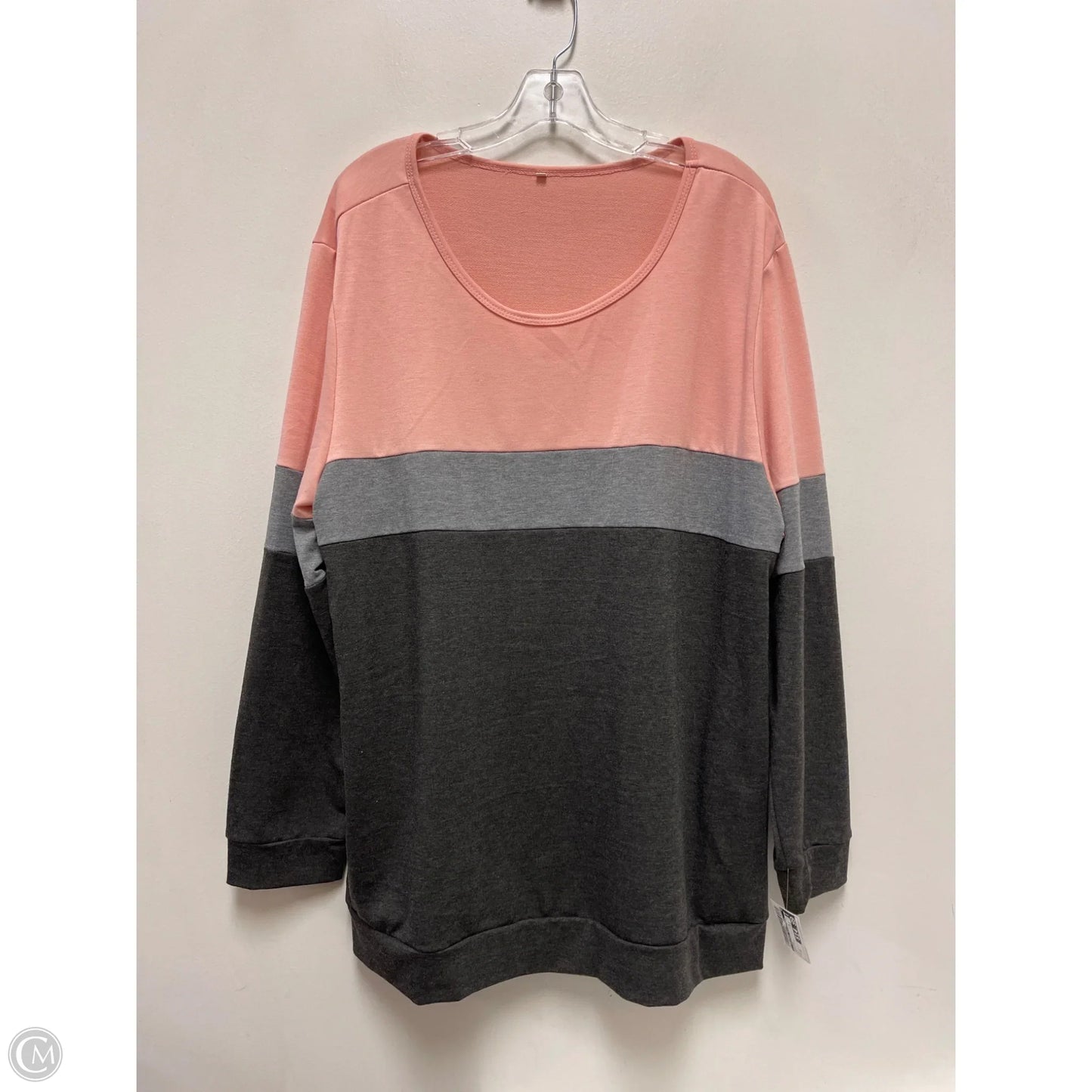 Sweater By Clothes Mentor In Grey & Pink, Size: 1x