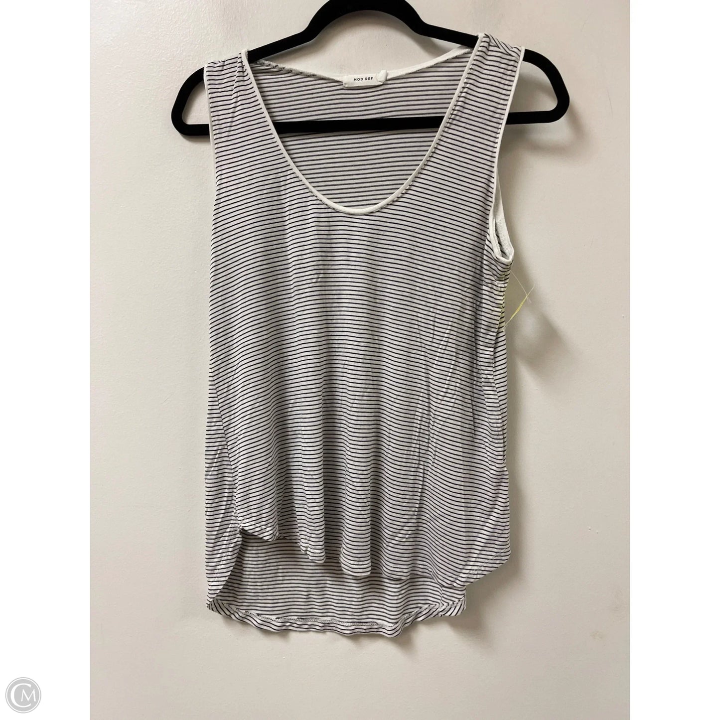 Top Sleeveless By Mod Ref In Striped Pattern, Size: S