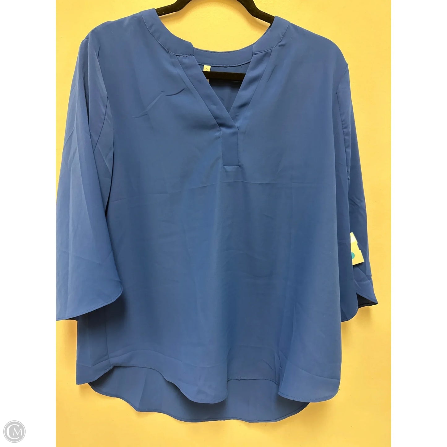 Top Short Sleeve By Clothes Mentor In Blue, Size: L