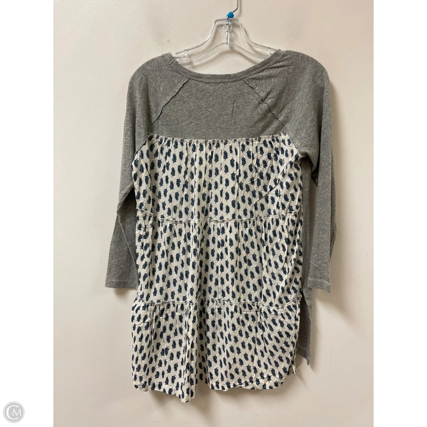 Top Long Sleeve By Modadoc In Grey, Size: S