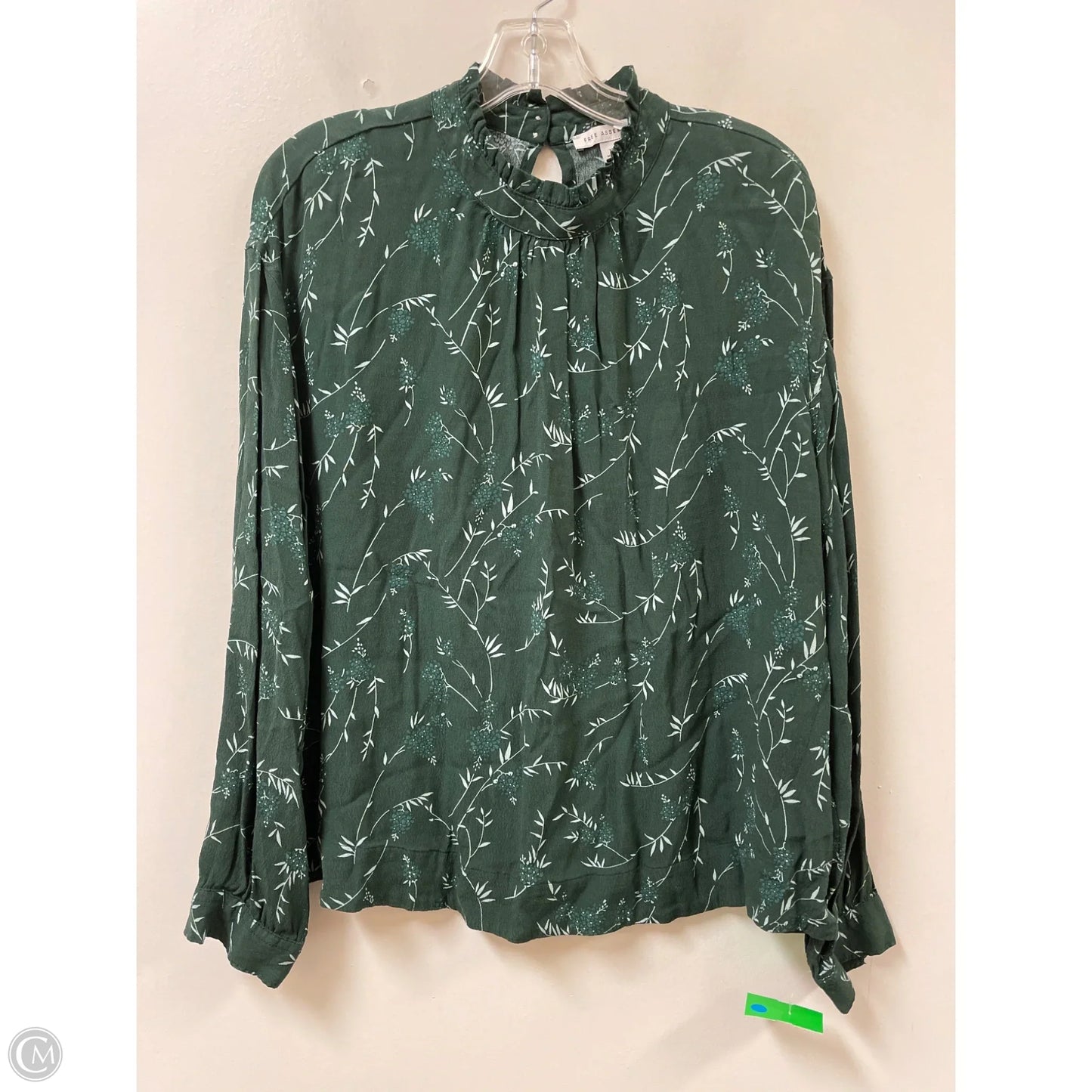 Top Long Sleeve By Free Assembly In Green, Size: Xl
