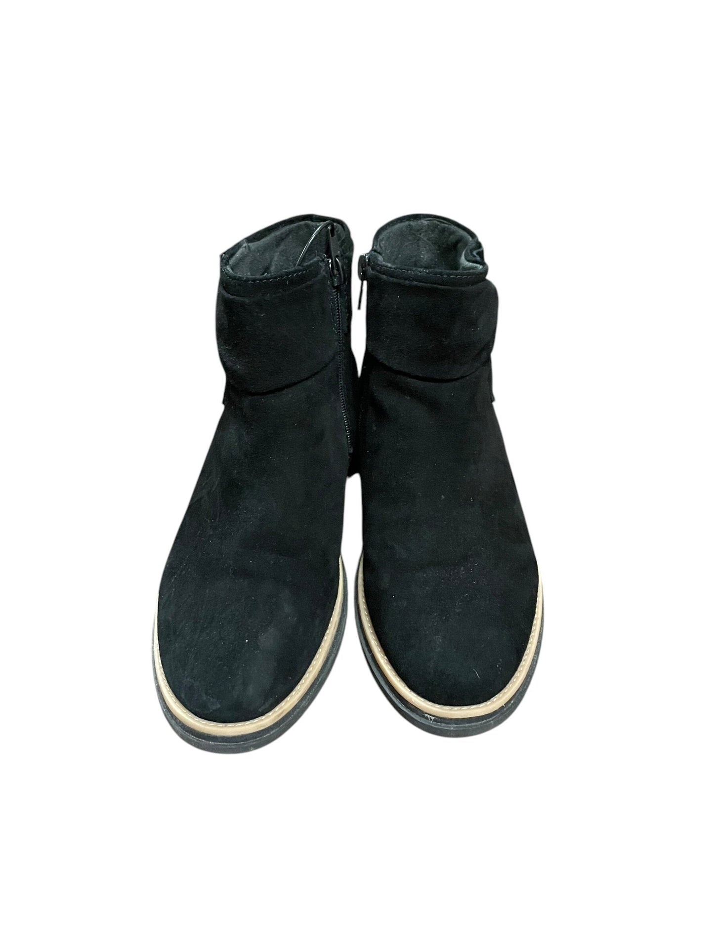 Boots Ankle Flats By Clarks Size: 6.5