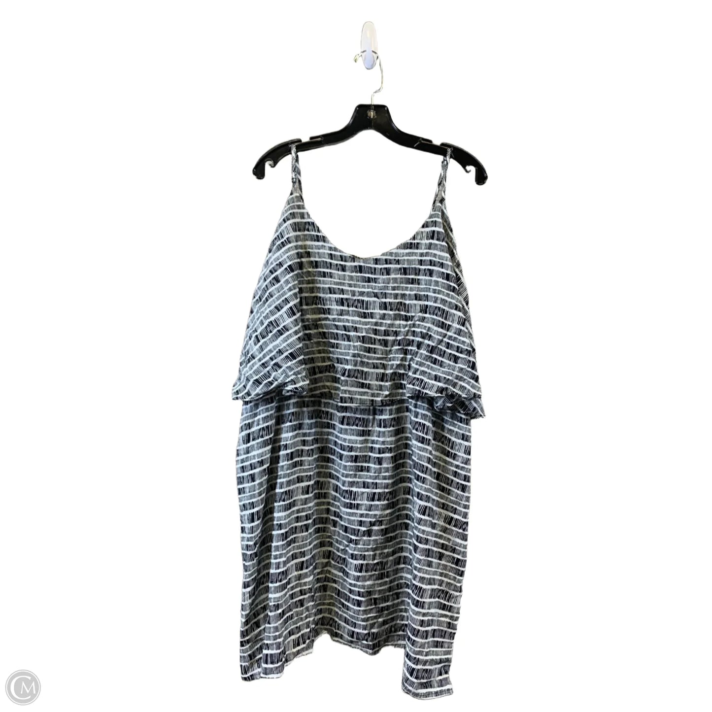 Dress Casual Short By Old Navy In Black & White, Size: Xxl