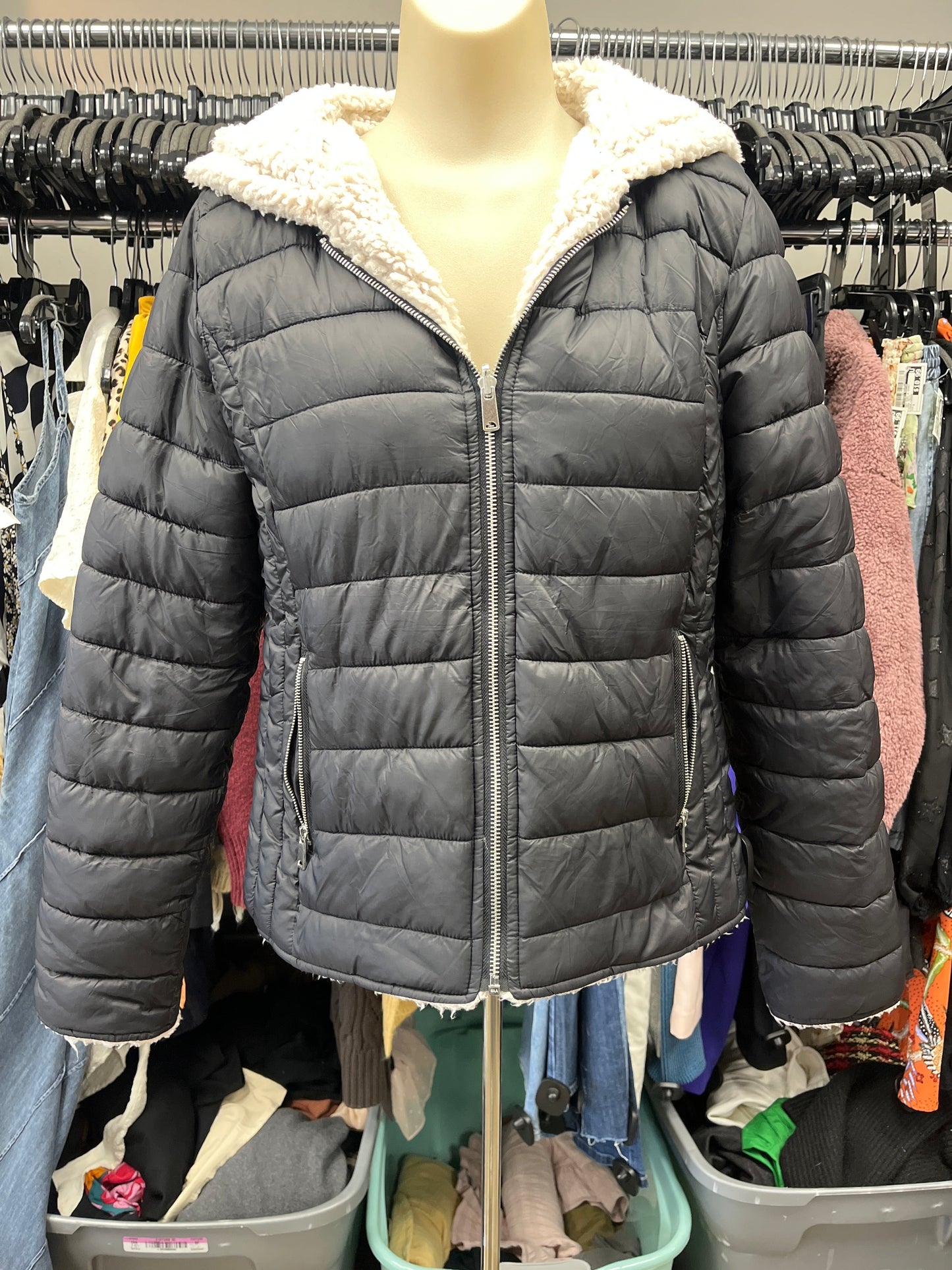 Jacket Puffer & Quilted By Love Tree In Black, Size:M