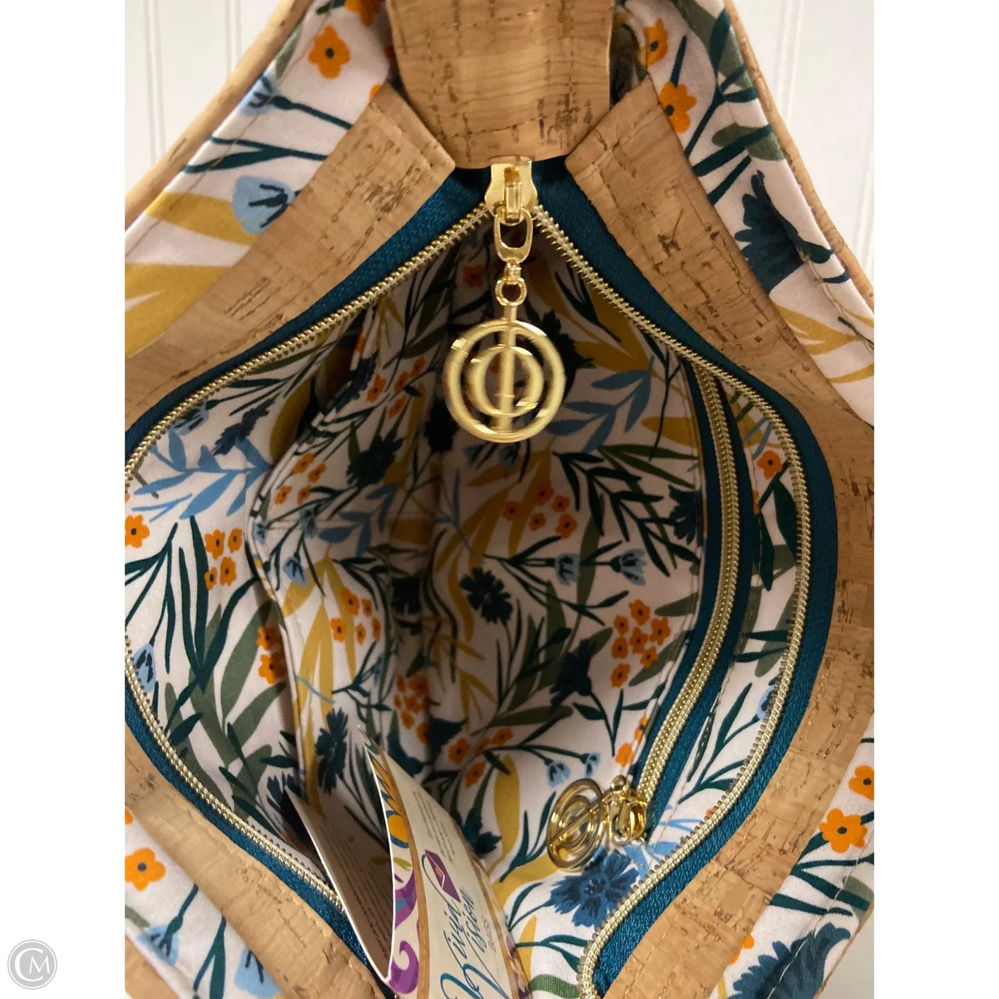 Handbag By Clothes Mentor, Size: Medium