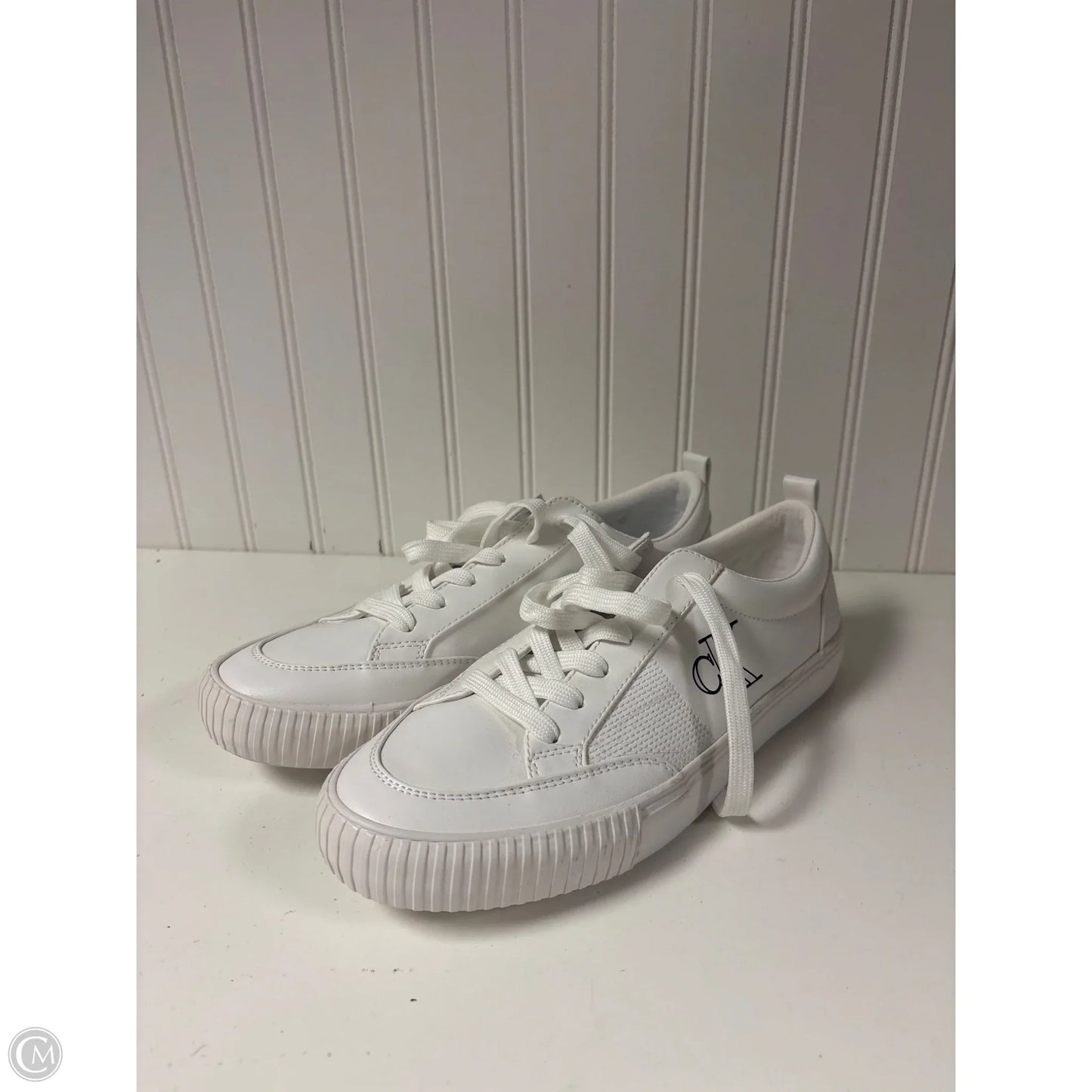 Shoes Sneakers By Calvin Klein In White, Size: 10