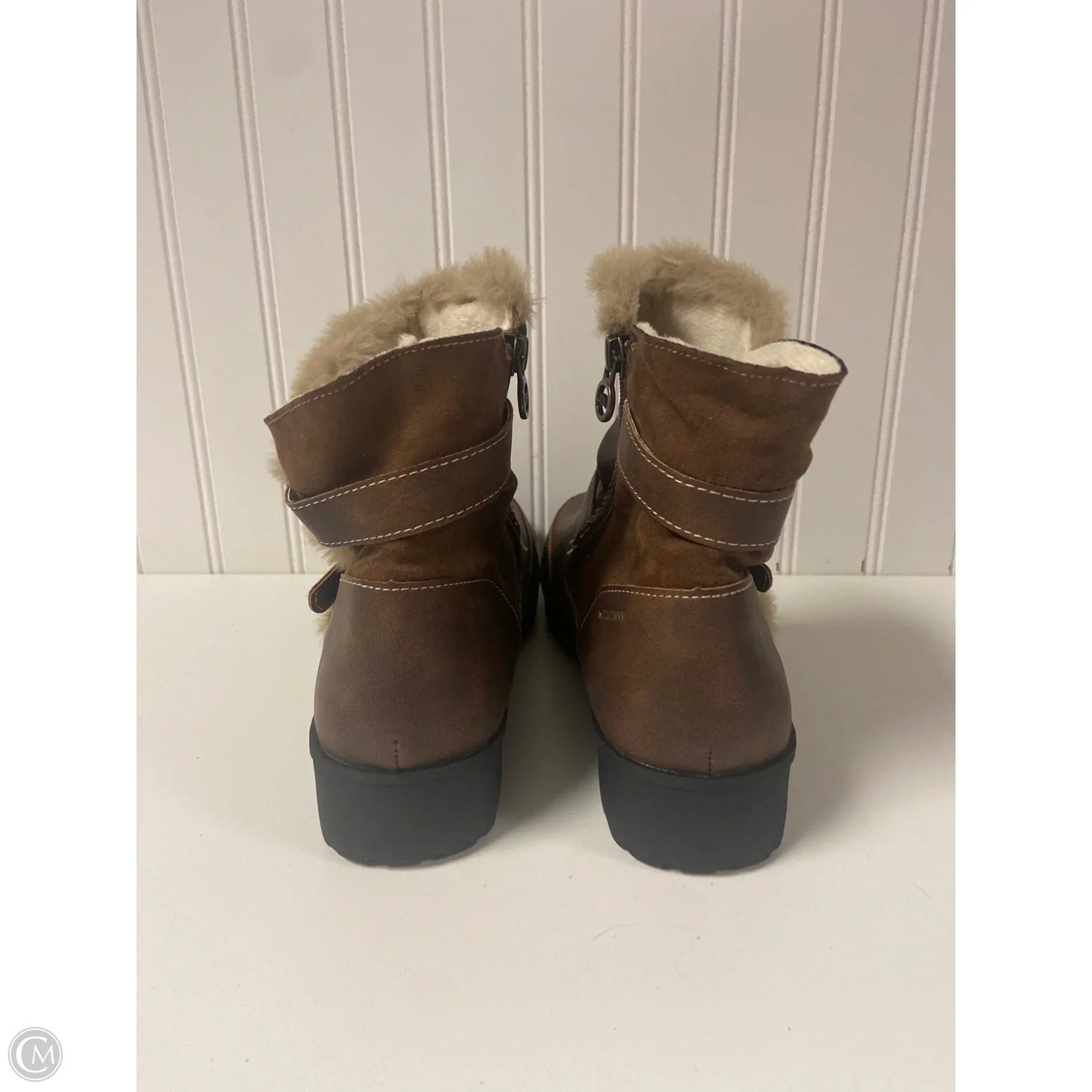 Boots Ankle Flats By Jbu By Jambu In Brown, Size: 9