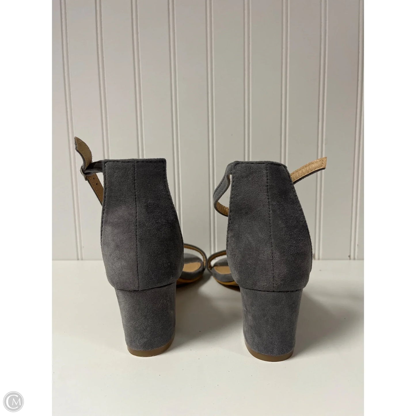 Sandals Heels Block By Clothes Mentor In Grey, Size: 7