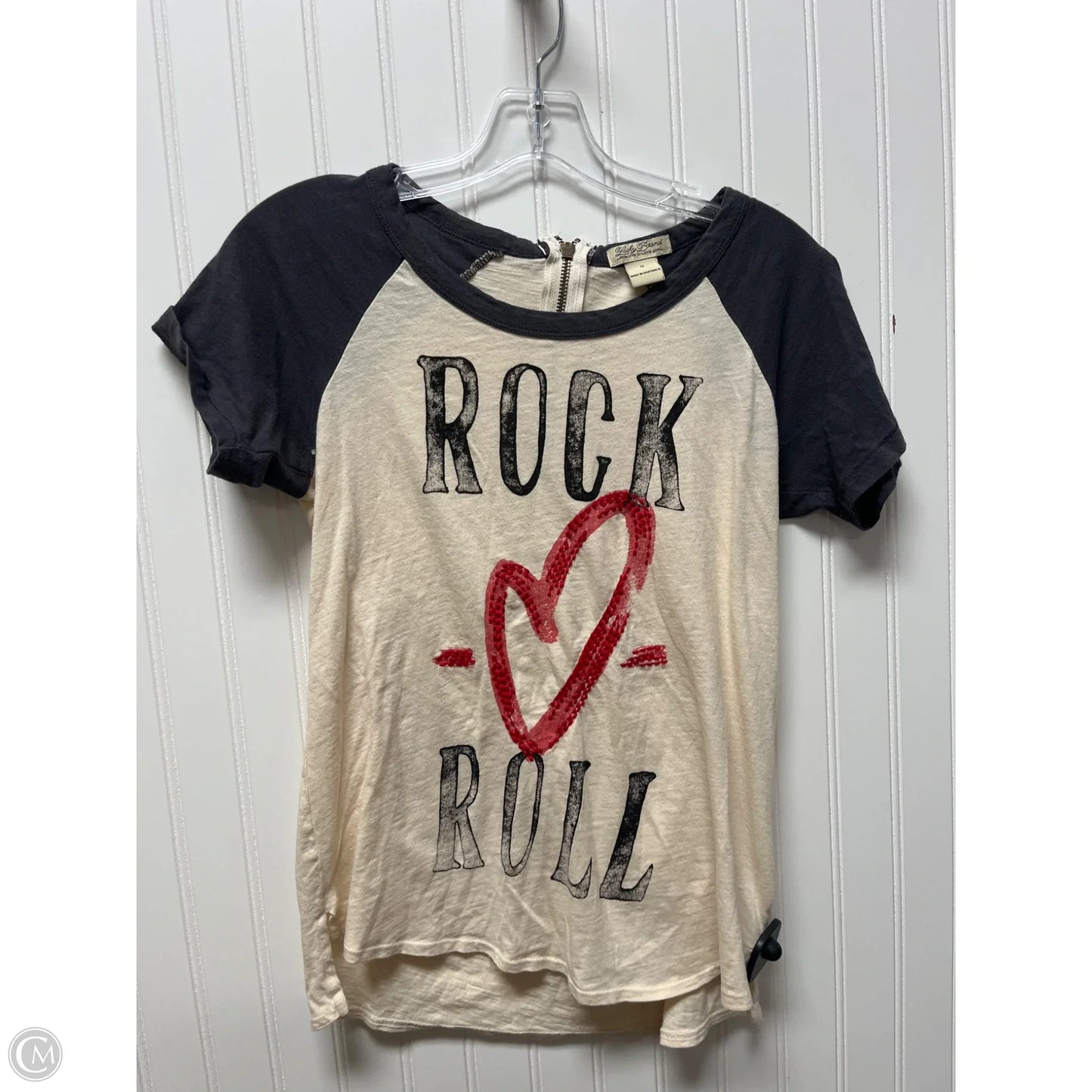 Top Short Sleeve By Lucky Brand In Beige, Size: S