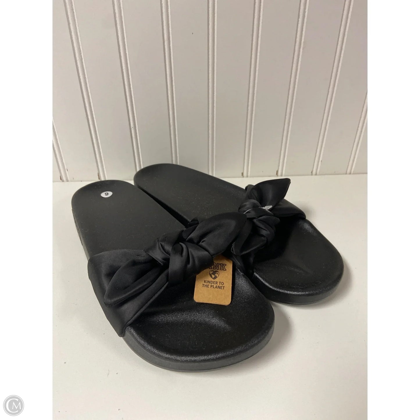 Sandals Flats By Pink In Black, Size: 9