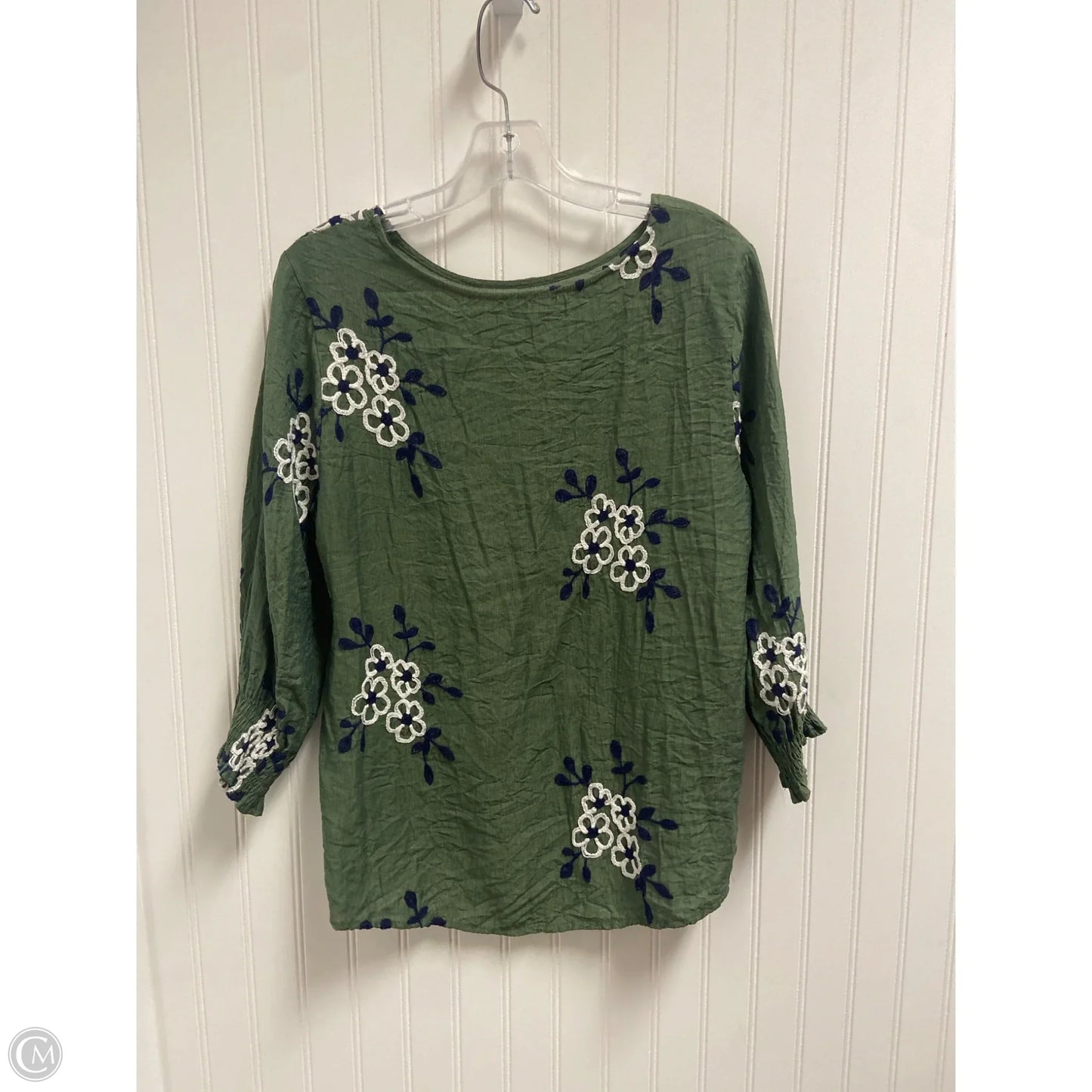 Top Long Sleeve By Clothes Mentor In Green, Size: M