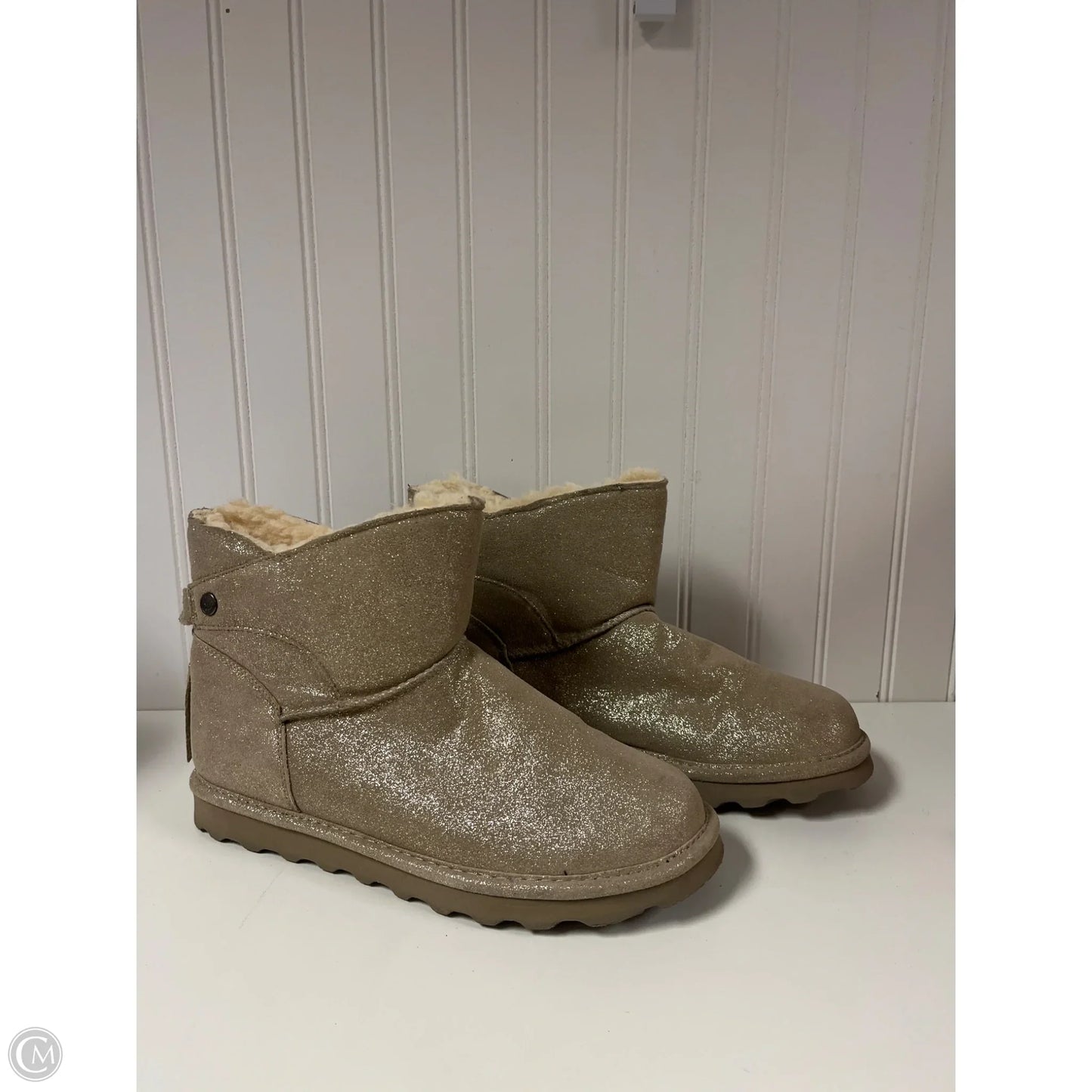 Boots Ankle Flats By Bearpaw In Taupe, Size: 10