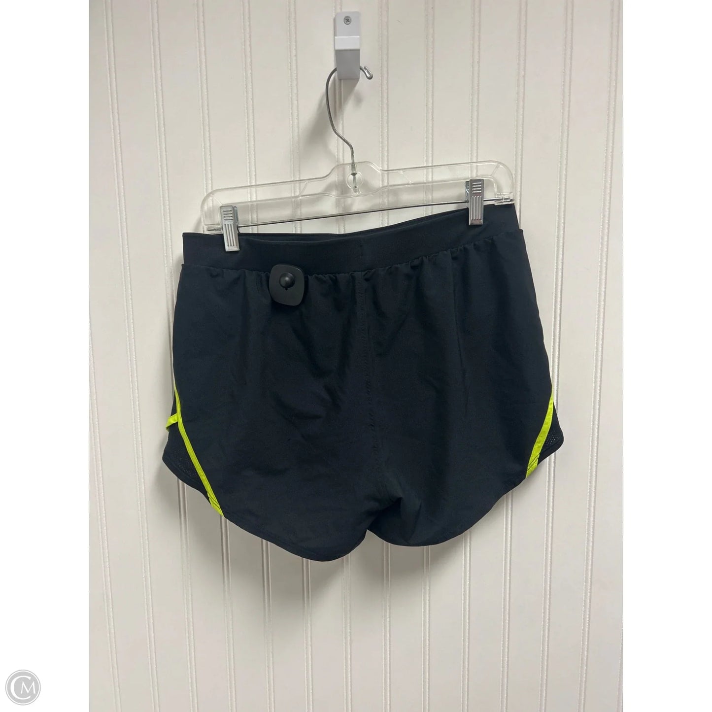 Athletic Shorts By Under Armour In Black, Size: M