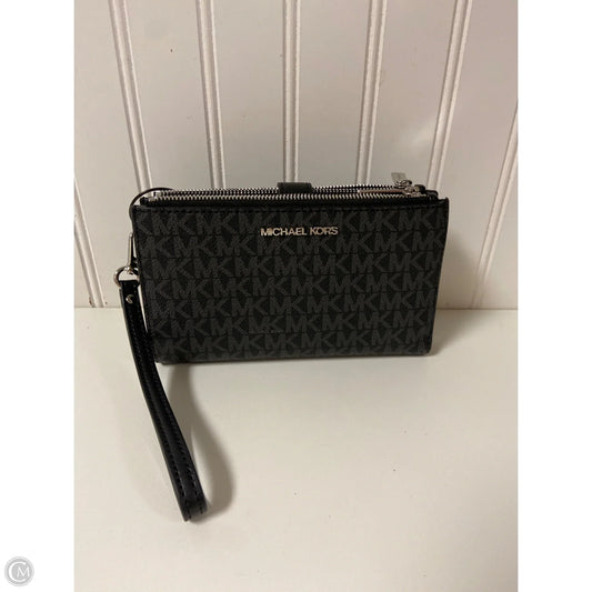Wristlet Designer By Michael Kors, Size: Medium