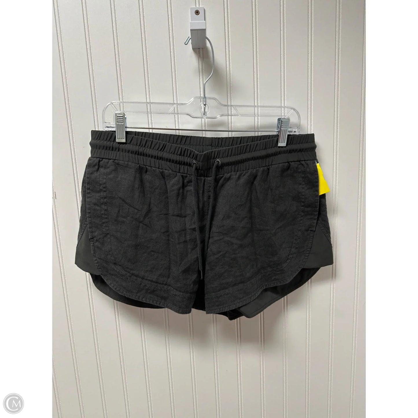 Athletic Shorts By Athleta In Green, Size: M