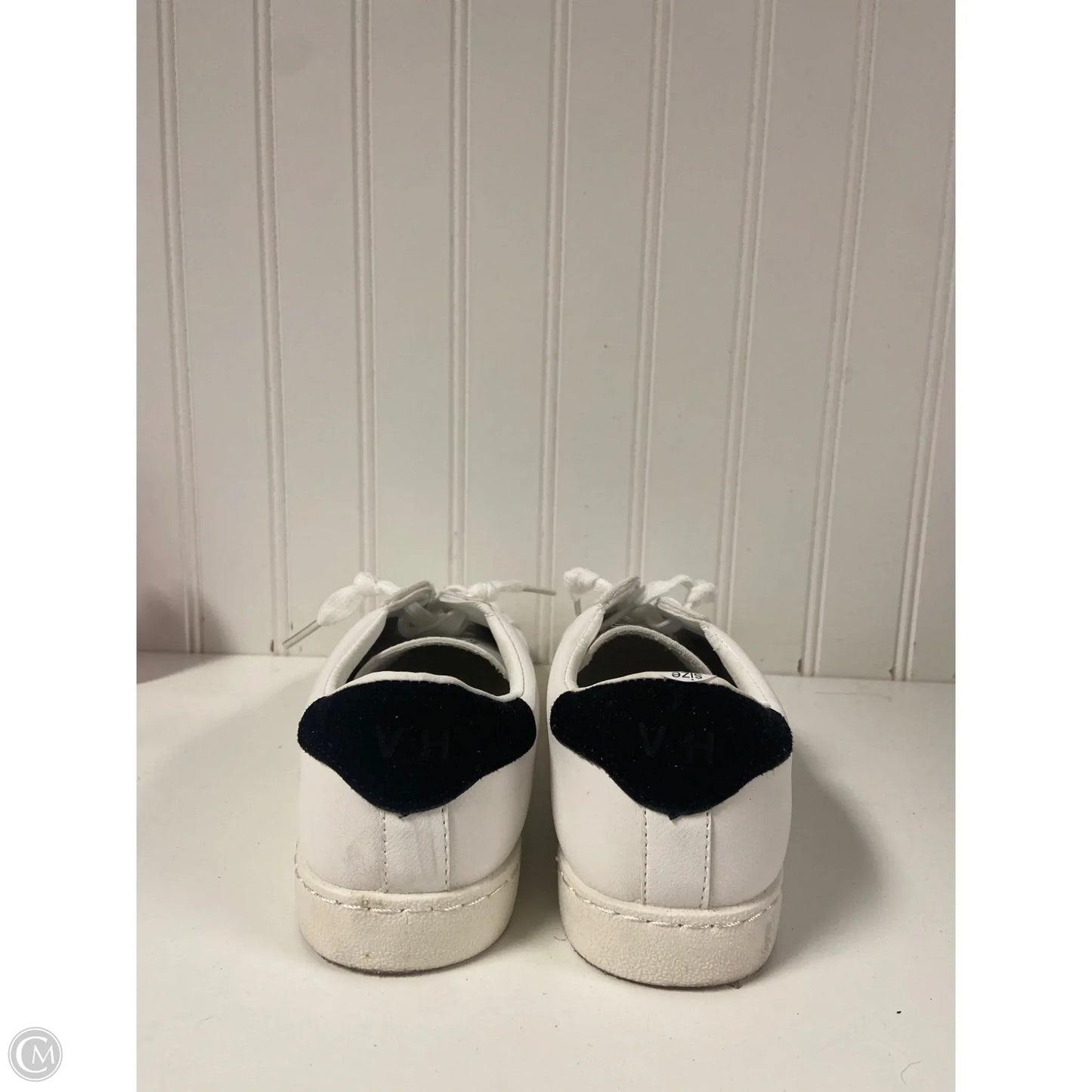 Shoes Sneakers By Vintage Havana In White, Size: 7.5