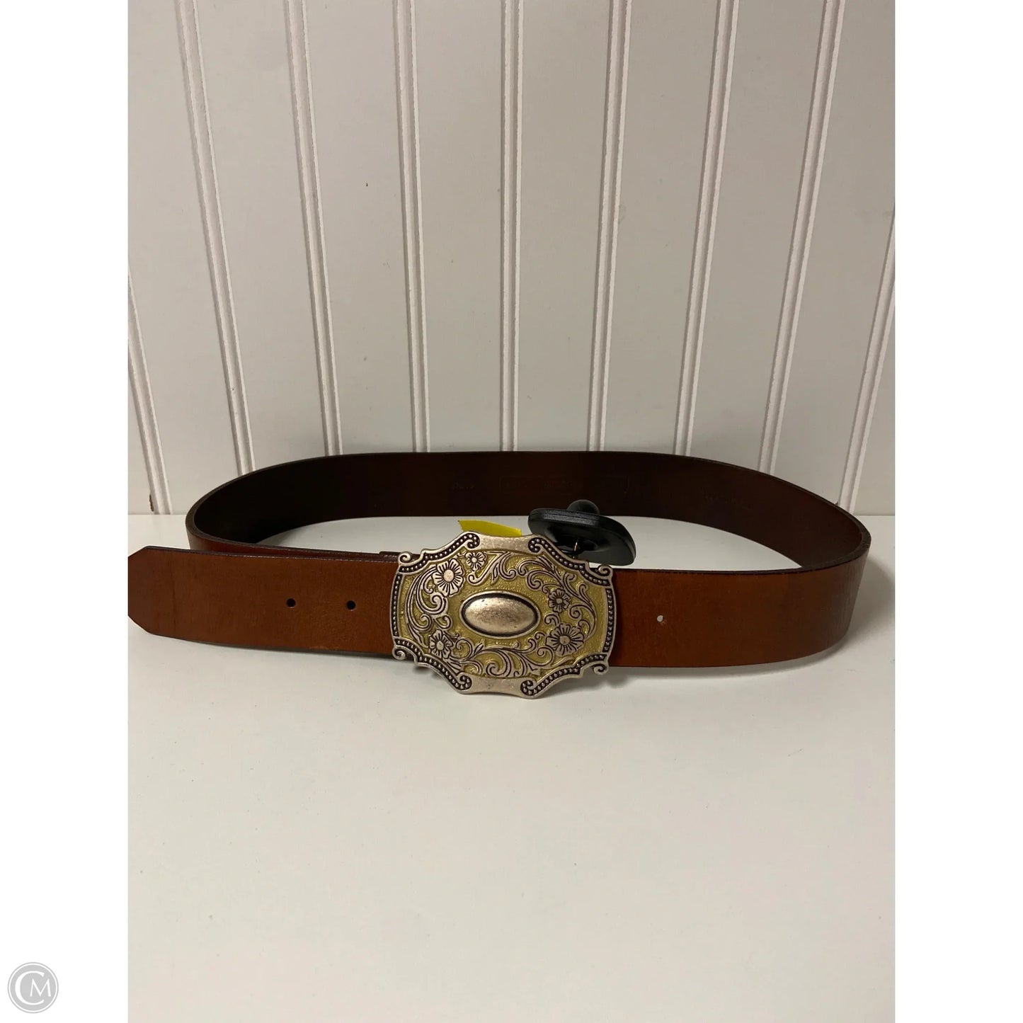 Belt Leather By Clothes Mentor, Size: Medium
