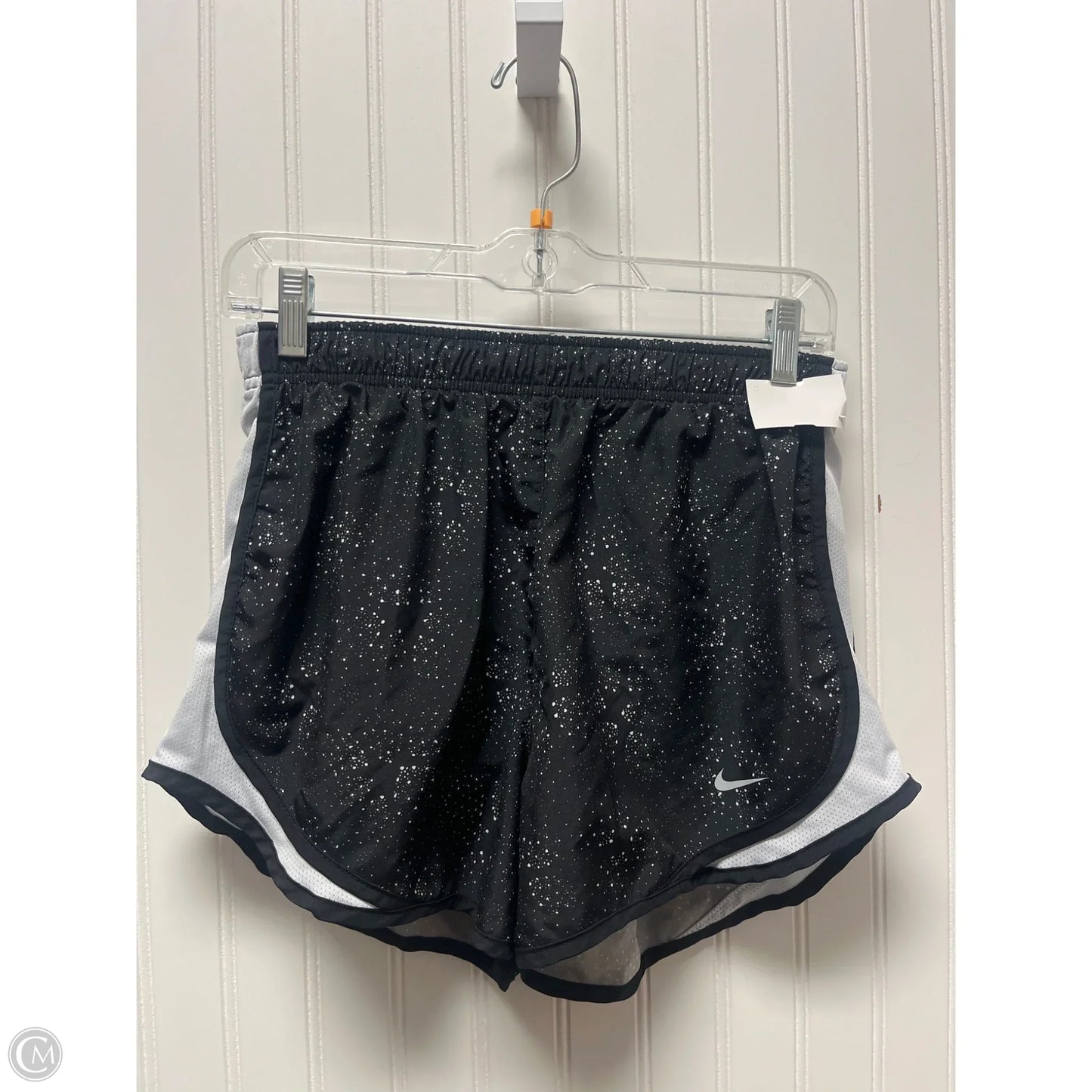 Athletic Shorts By Nike In Black, Size: M