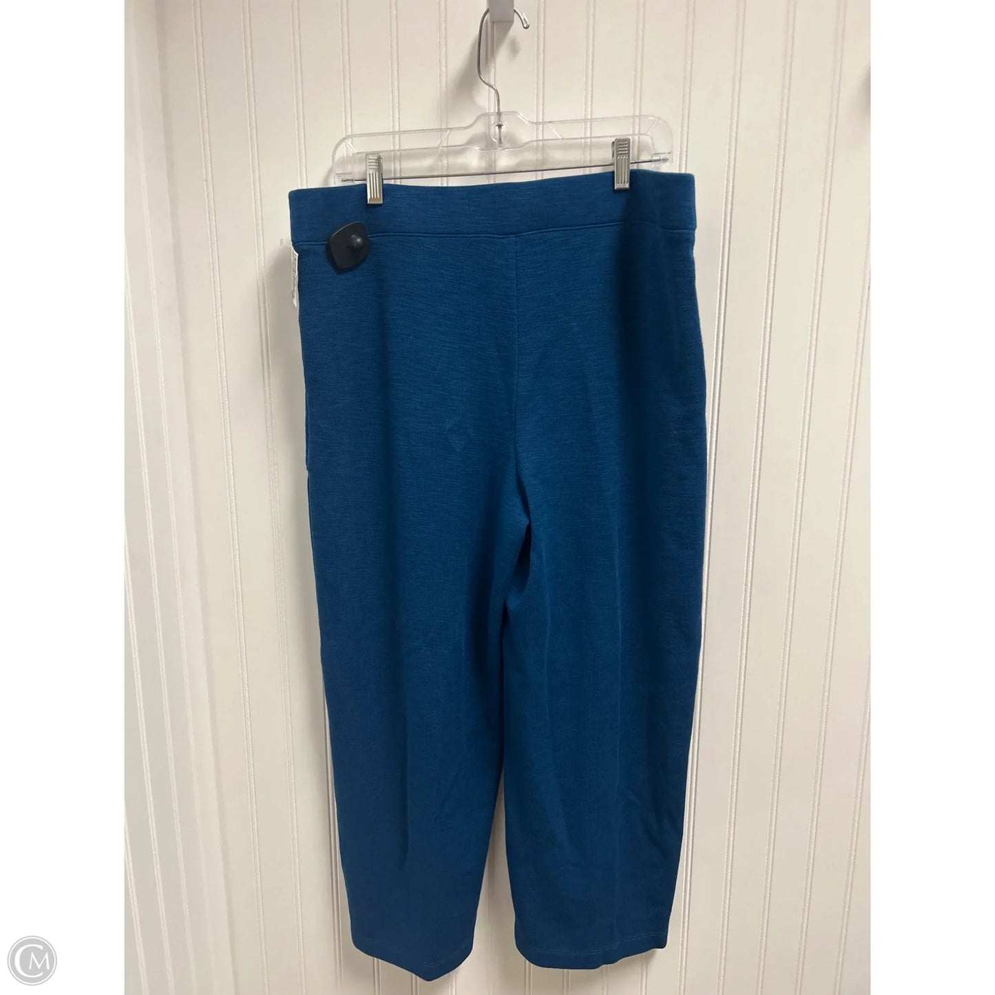 Pants Cropped By Chicos In Blue, Size: 12