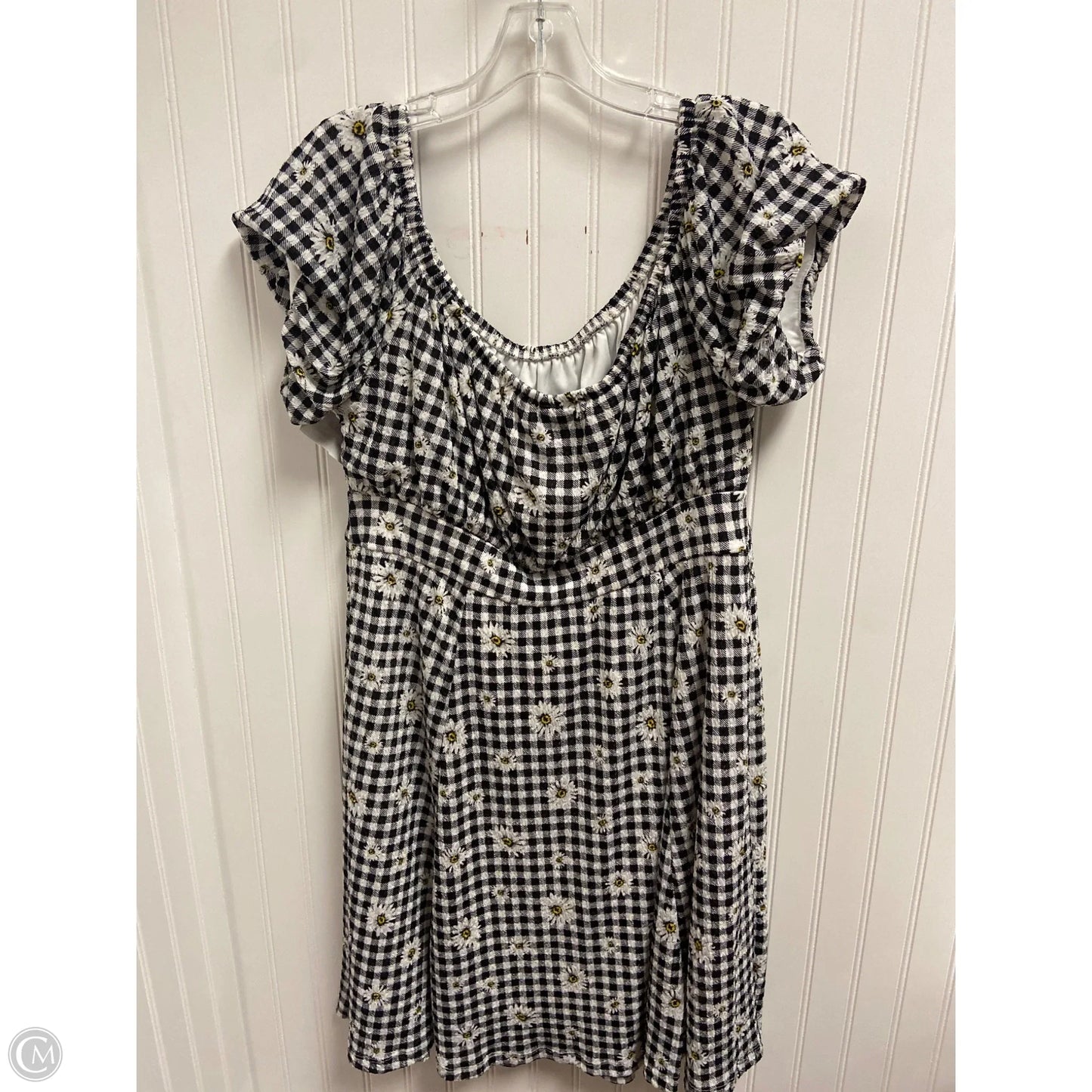 Dress Casual Short By Torrid In Black & White, Size: 1x
