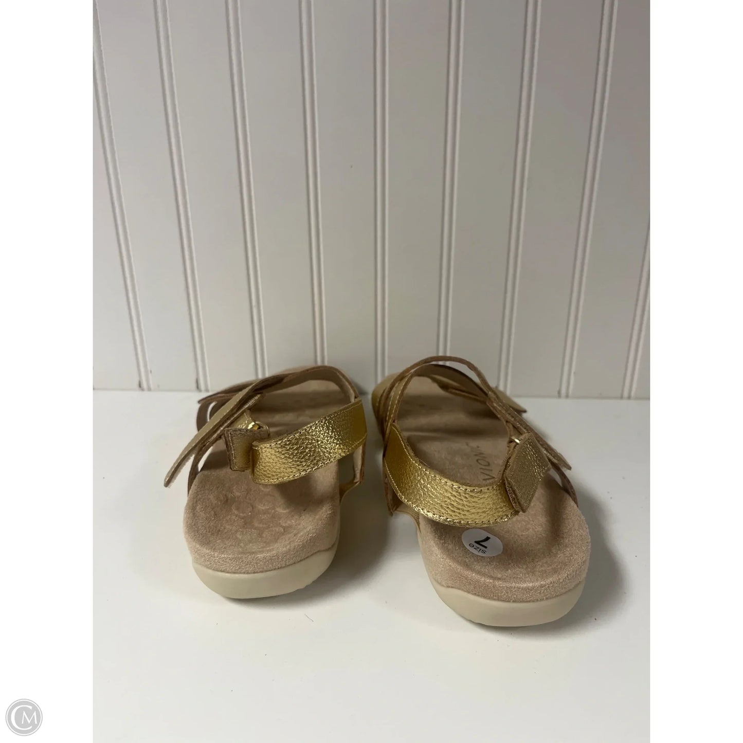Sandals Flats By Vionic In Gold, Size: 7