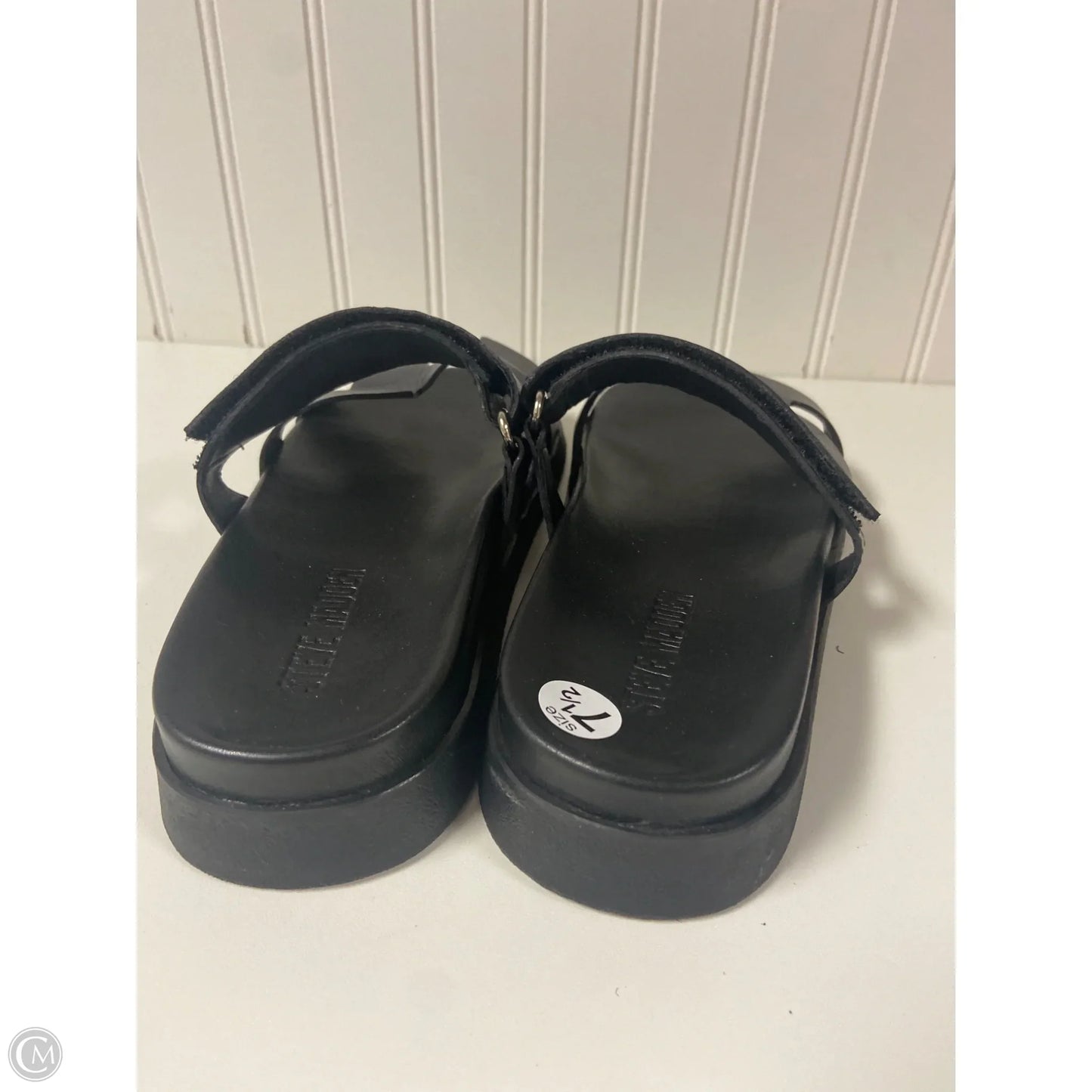 Sandals Flats By Steve Madden In Black, Size: 7.5