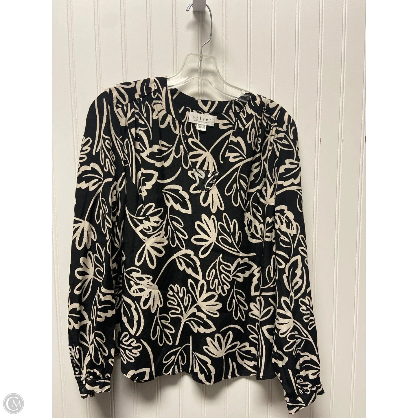 Top Long Sleeve By Velvet In Black & Cream, Size: S