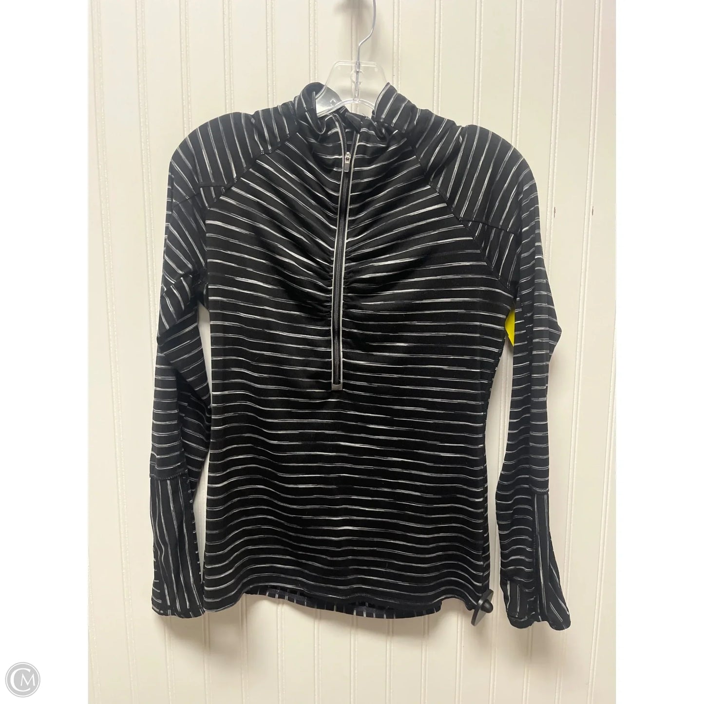 Athletic Top Long Sleeve Collar By Athleta In Black, Size: M