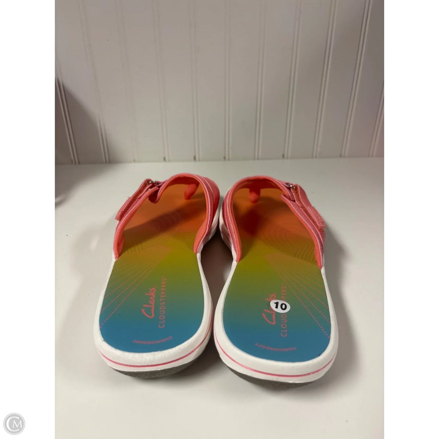 Sandals Flip Flops By Clarks In Coral, Size: 10