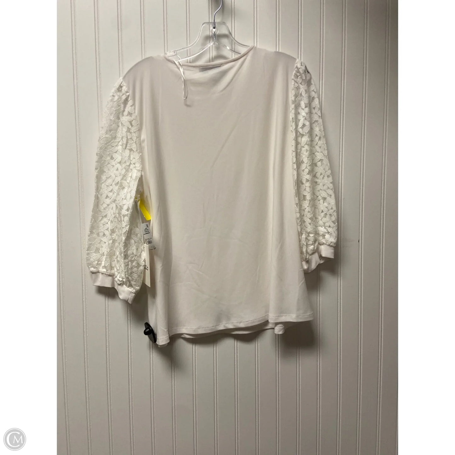 Top Long Sleeve By Cece In White, Size: L