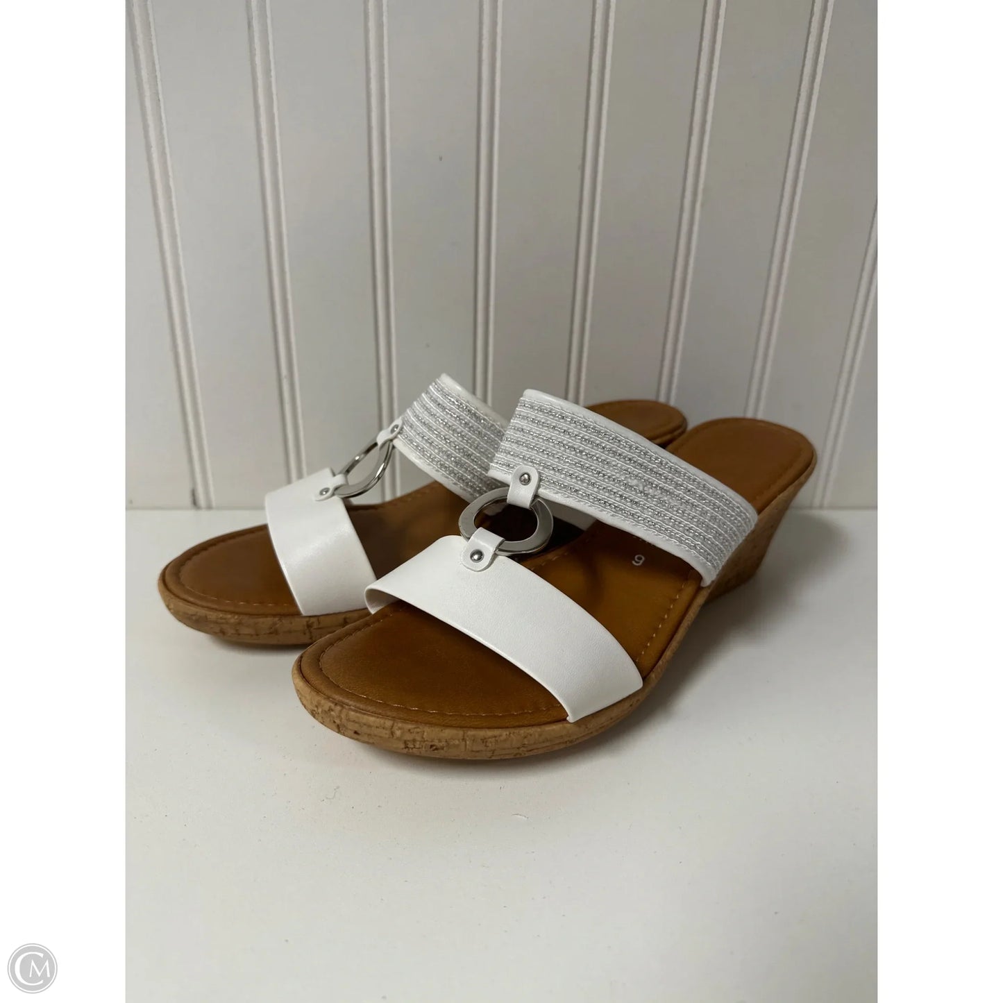 Sandals Heels Wedge By Italian Shoemakers In White, Size: 9