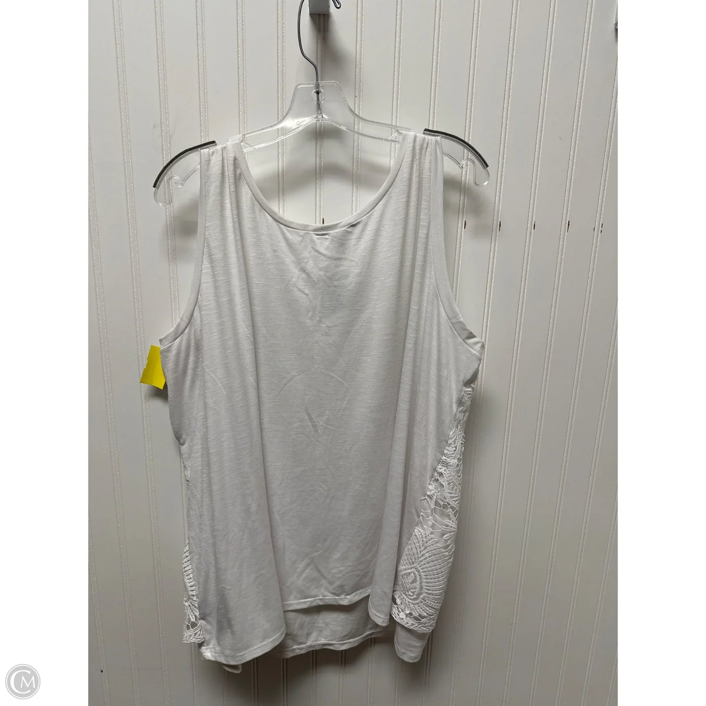 Top Sleeveless By Lane Bryant In White, Size: 3x