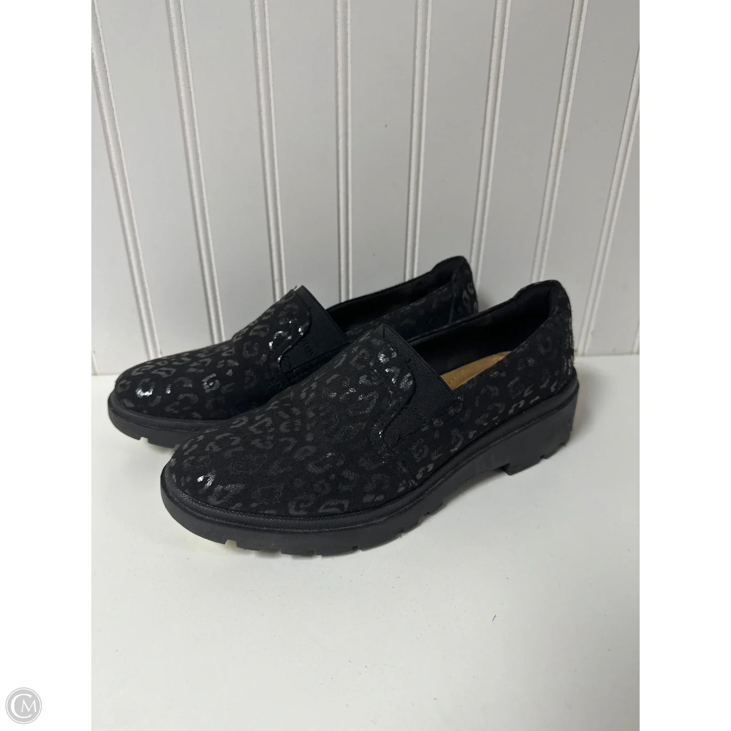Shoes Flats By Clarks In Black, Size: 7.5