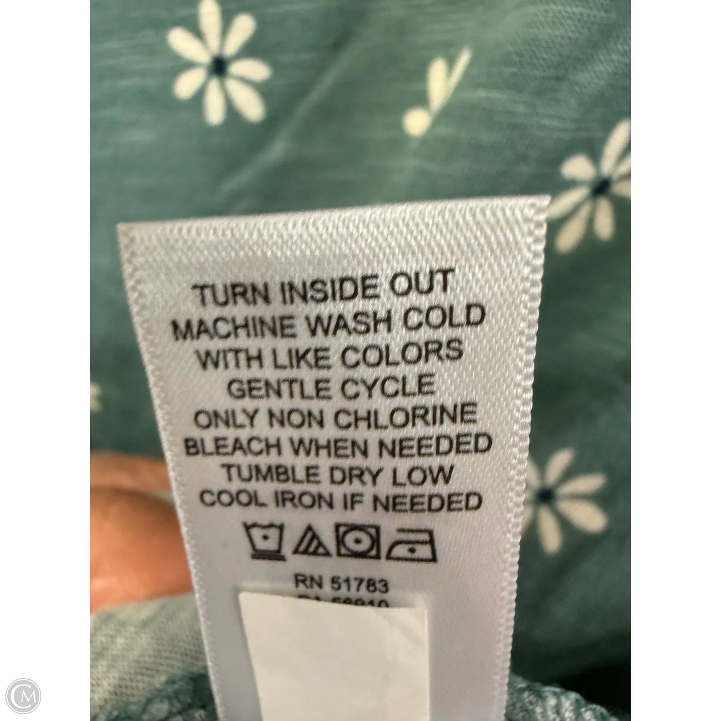 Top Short Sleeve Basic By Maurices In Green, Size: L