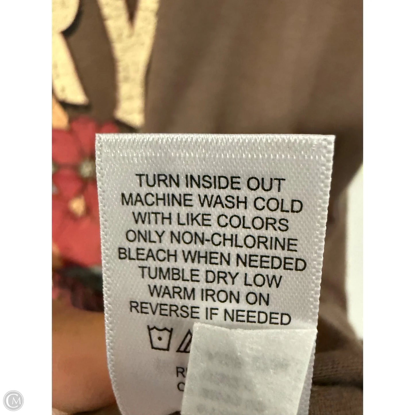 Top Short Sleeve Basic By Maurices In Brown, Size: S