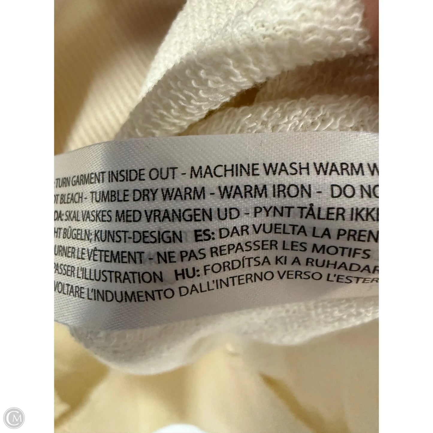 Sweatshirt Crewneck By Ariat In Cream, Size: M