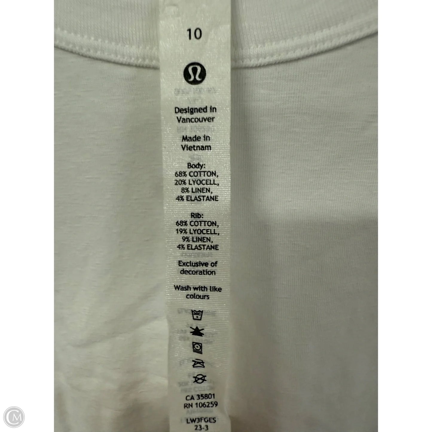 Athletic Top Long Sleeve Crewneck By Lululemon In White, Size: 10