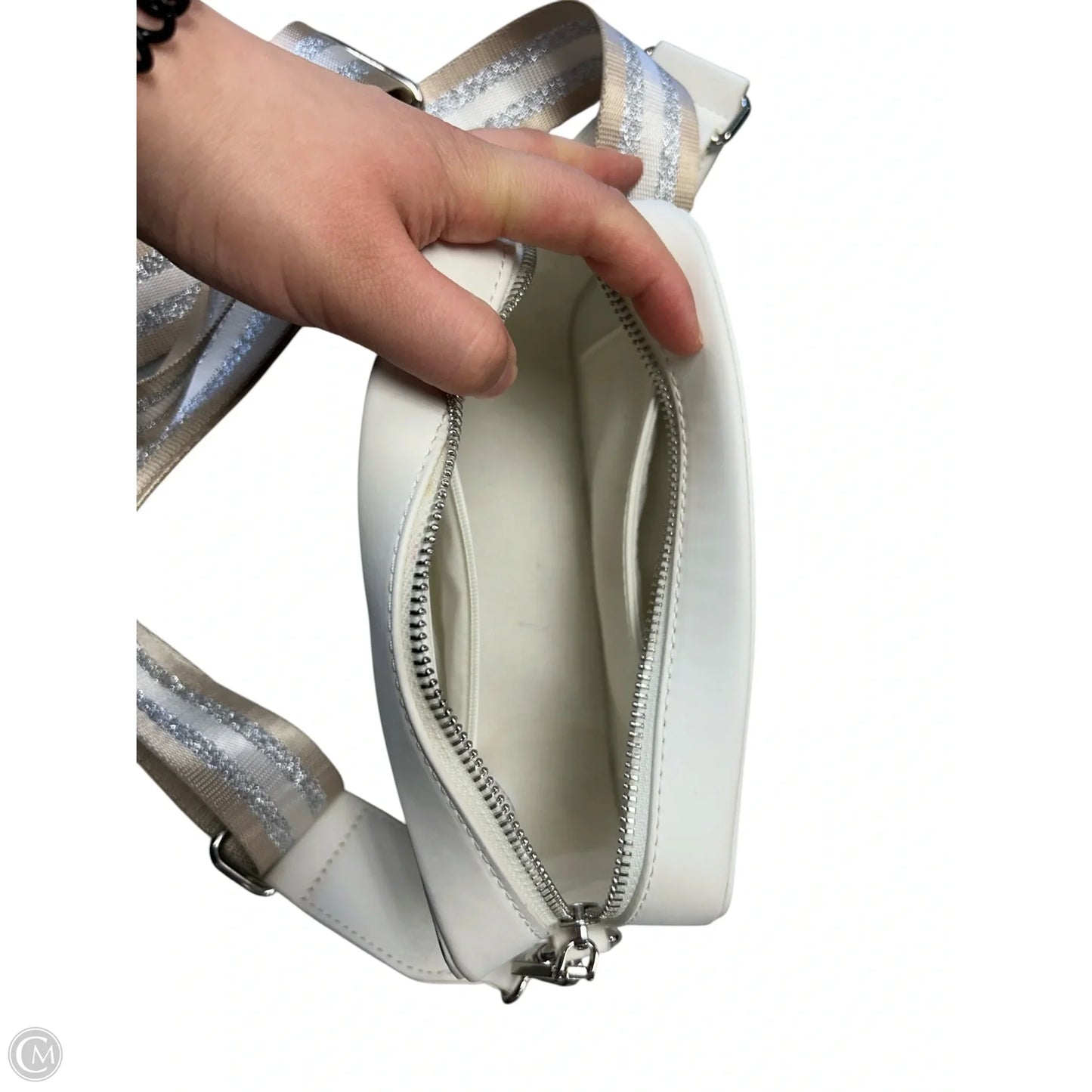 Crossbody By Vintage Havana, Size: Small