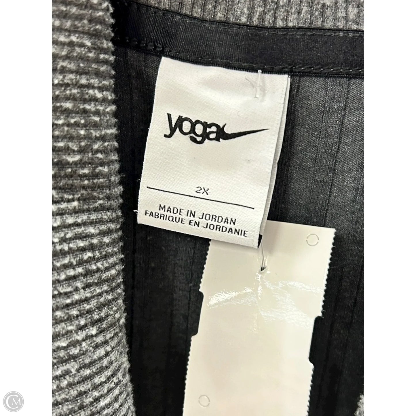 Athletic Top Long Sleeve Collar By Nike In Grey, Size: 2x