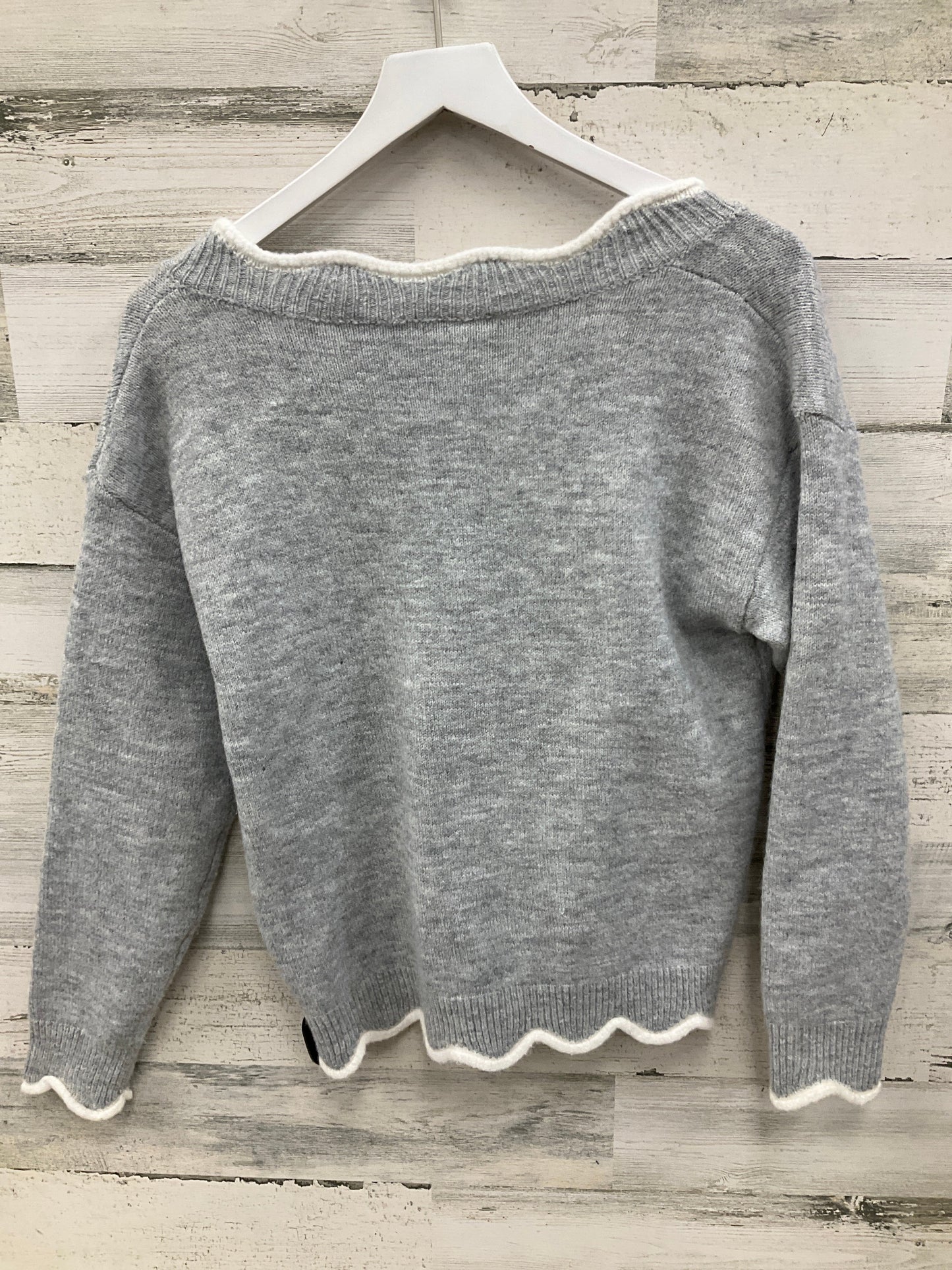 Sweater By Clothes Mentor In Grey & White, Size: S