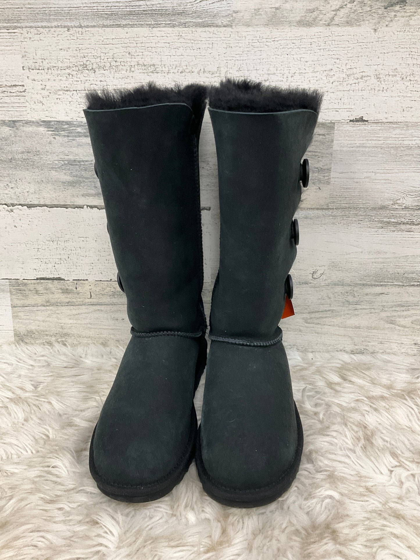 Boots Designer By Ugg Size: 8