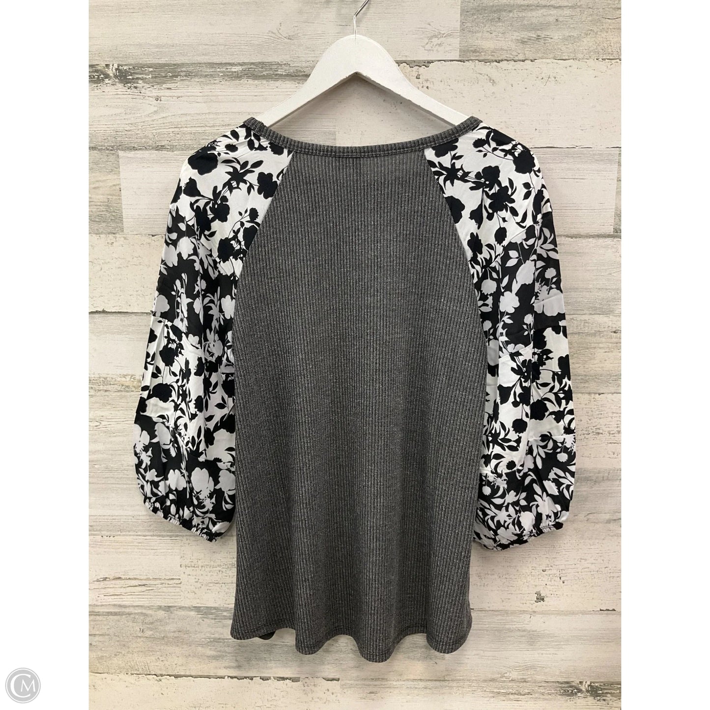 Top 3/4 Sleeve By Cato In Black & White, Size: M