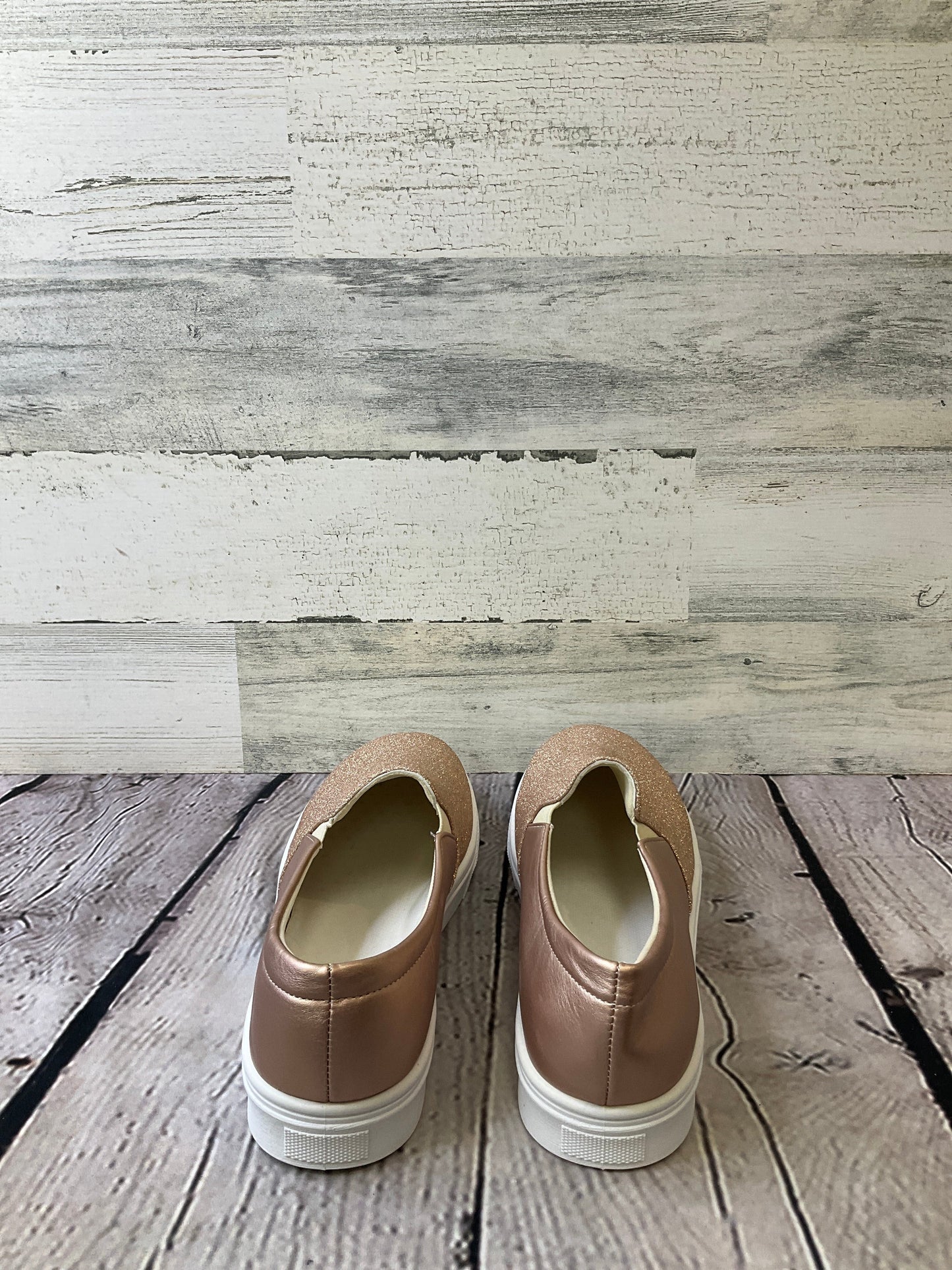 Shoes Flats By Clothes Mentor Size: 12
