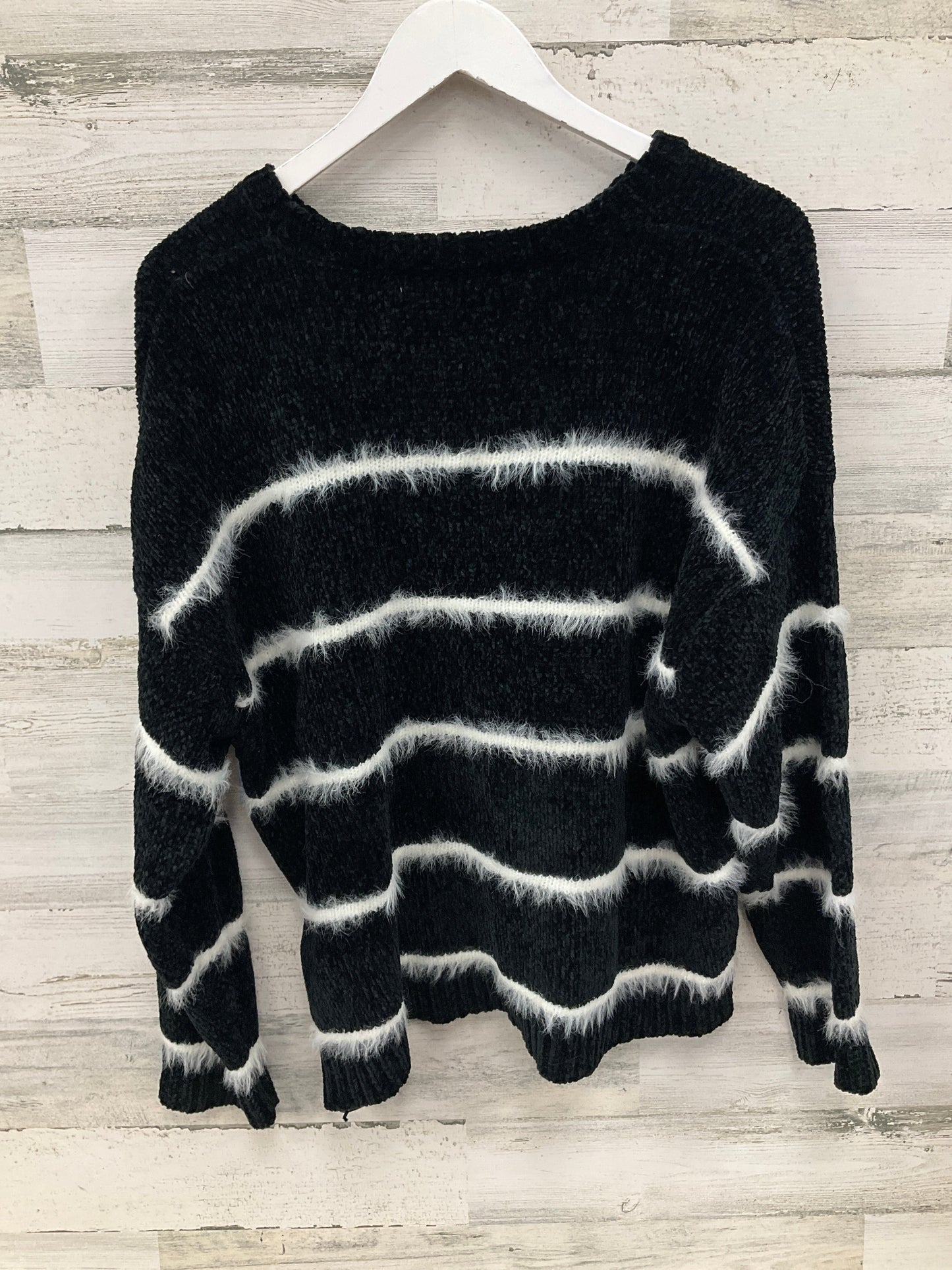 Sweater By Workshop In Black, Size: Xl