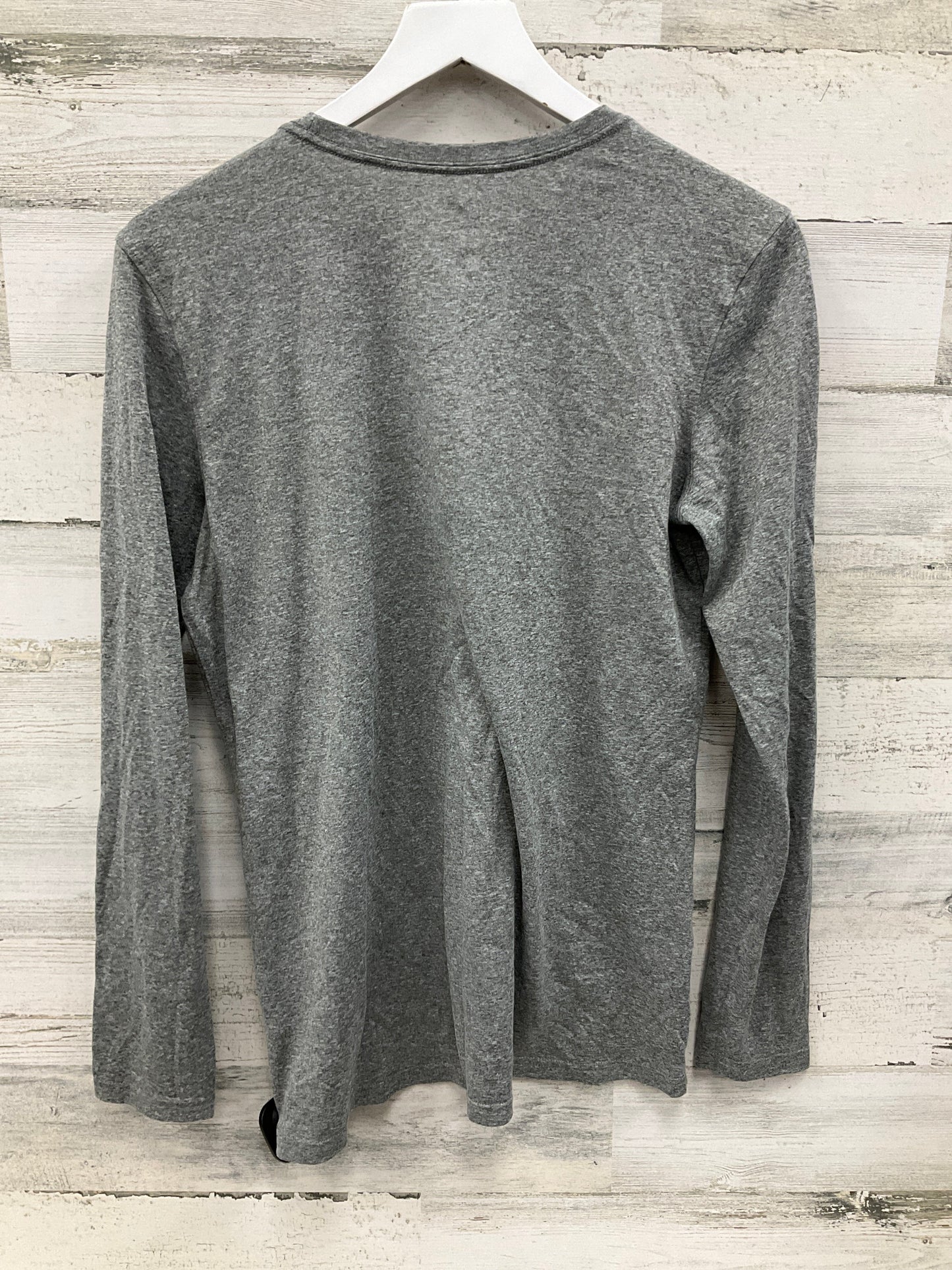 Athletic Top Long Sleeve Crewneck By Nike In Grey, Size: L